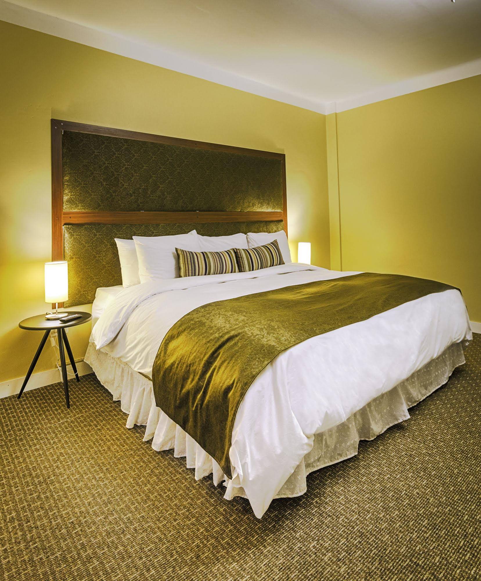 Los Leones Hotel Boutique