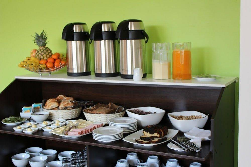 Mango Hostel B&B