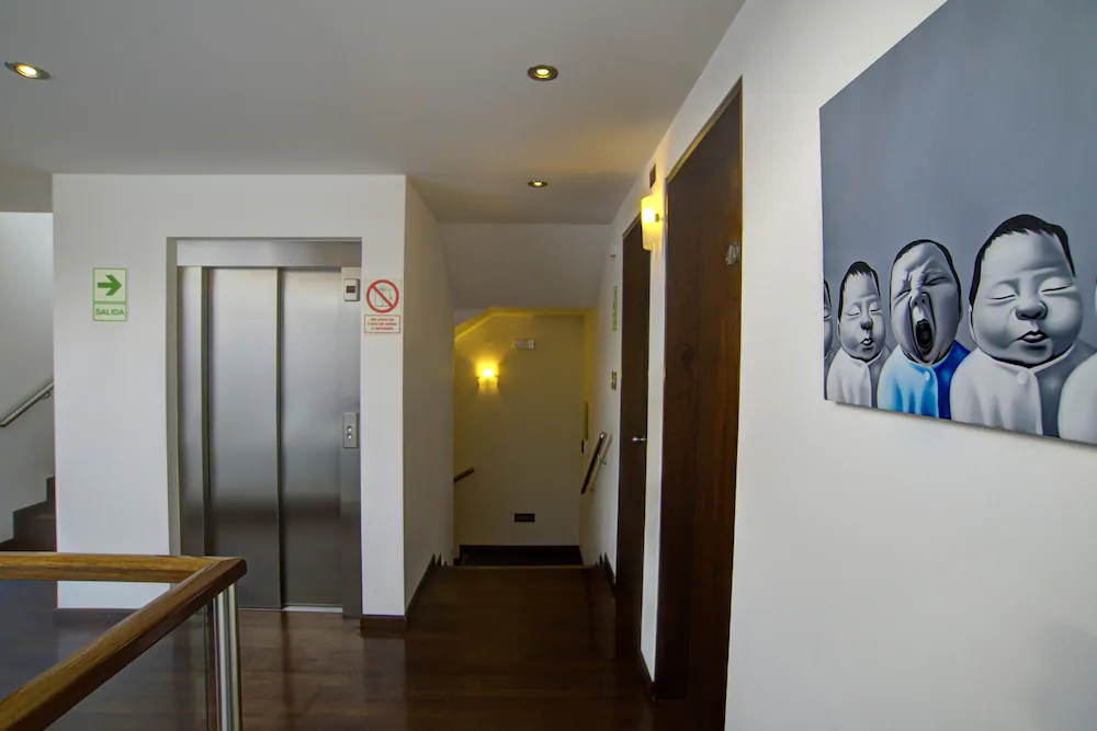Mint Hotel