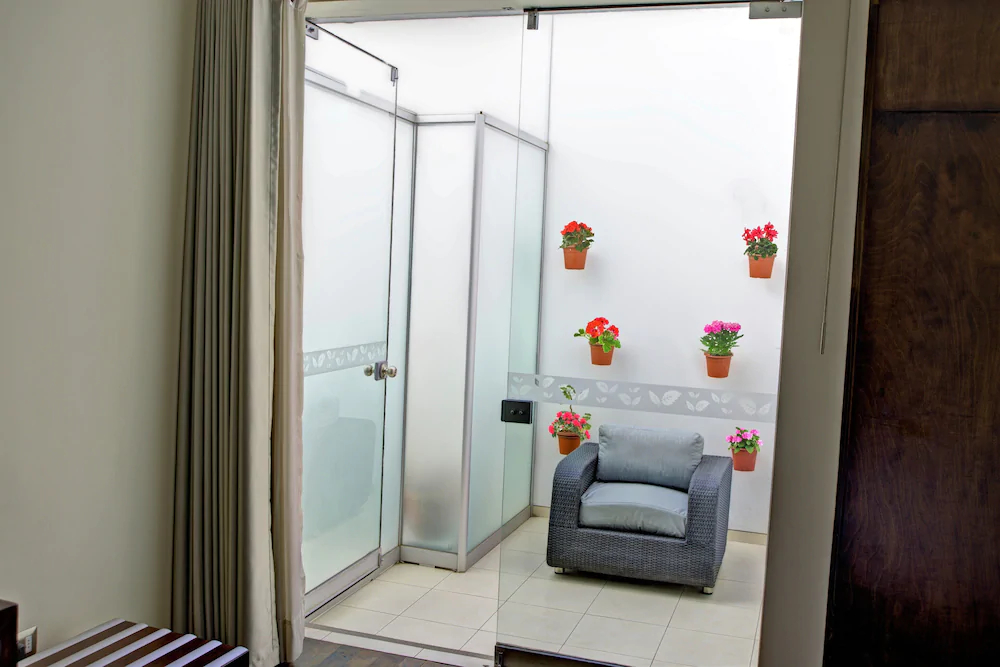Mint Hotel