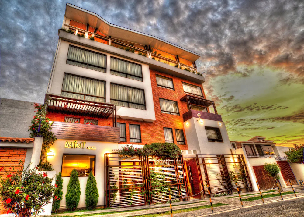 Mint Hotel