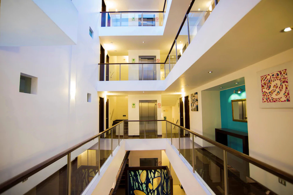 Mint Hotel