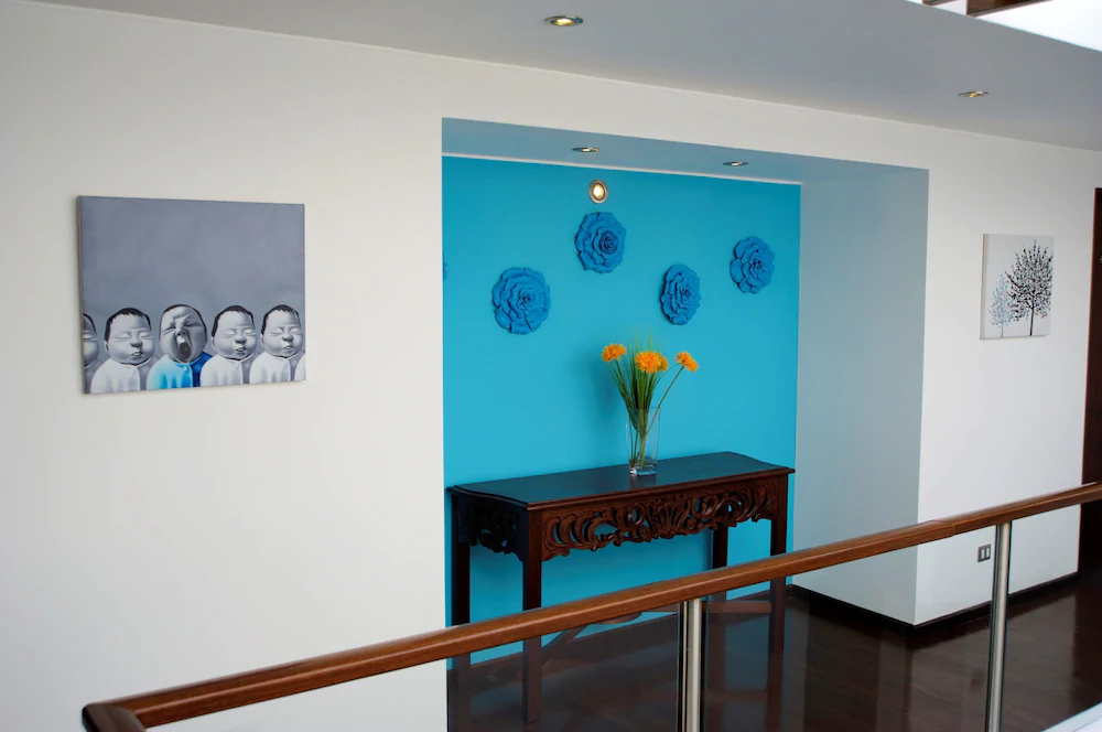Mint Hotel