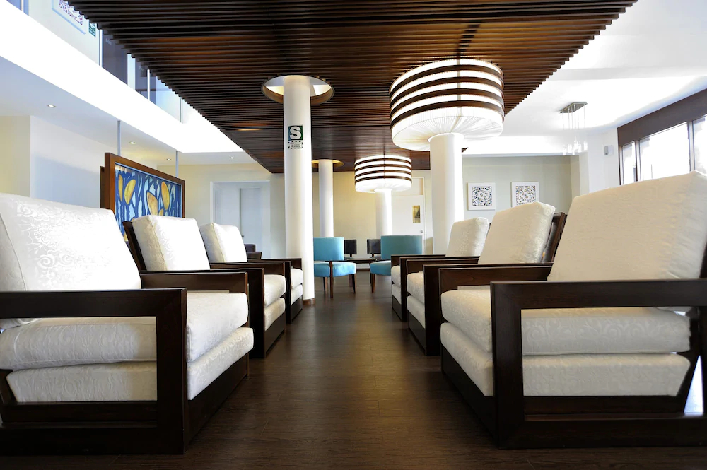 Mint Hotel