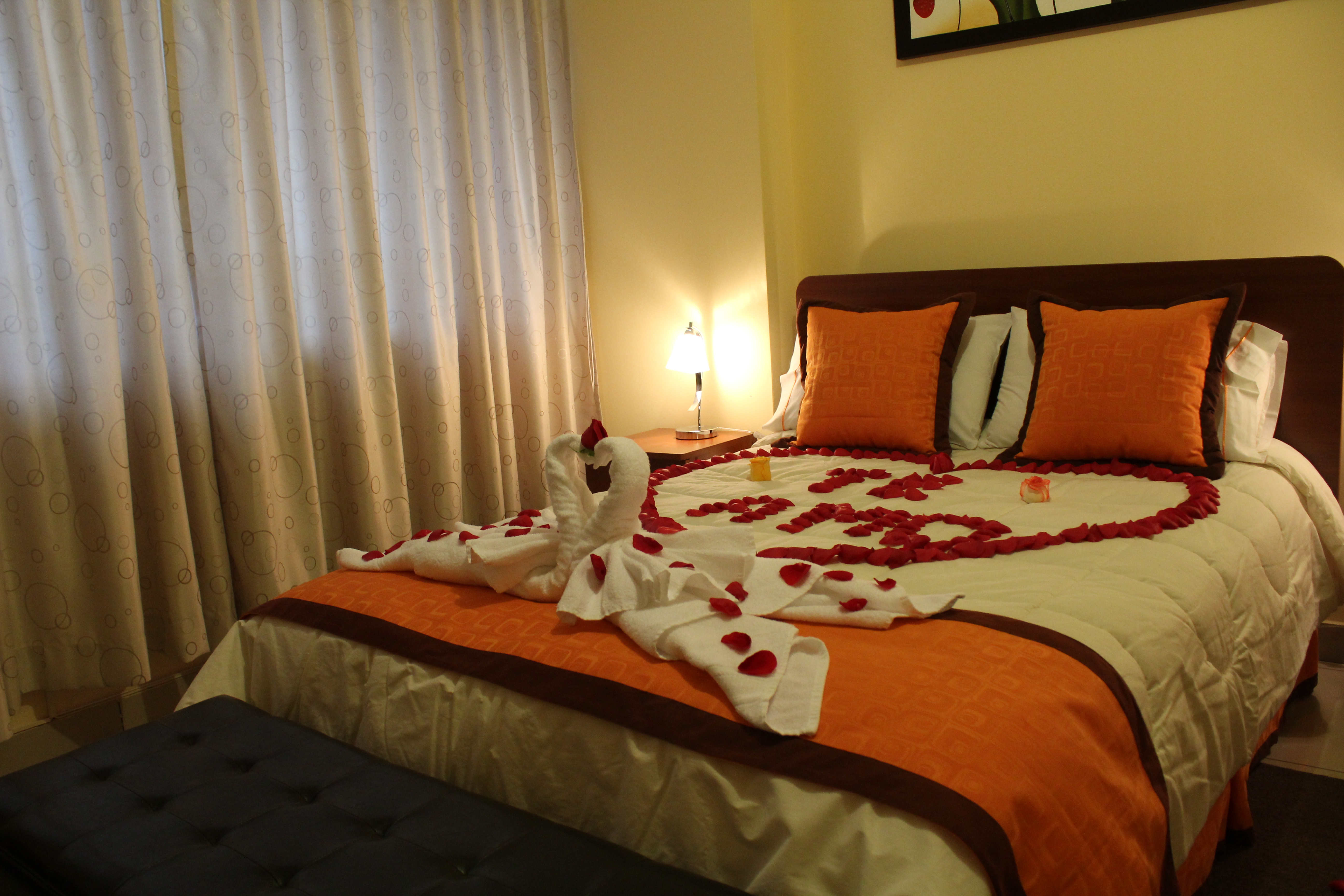 Yuraq Hotel