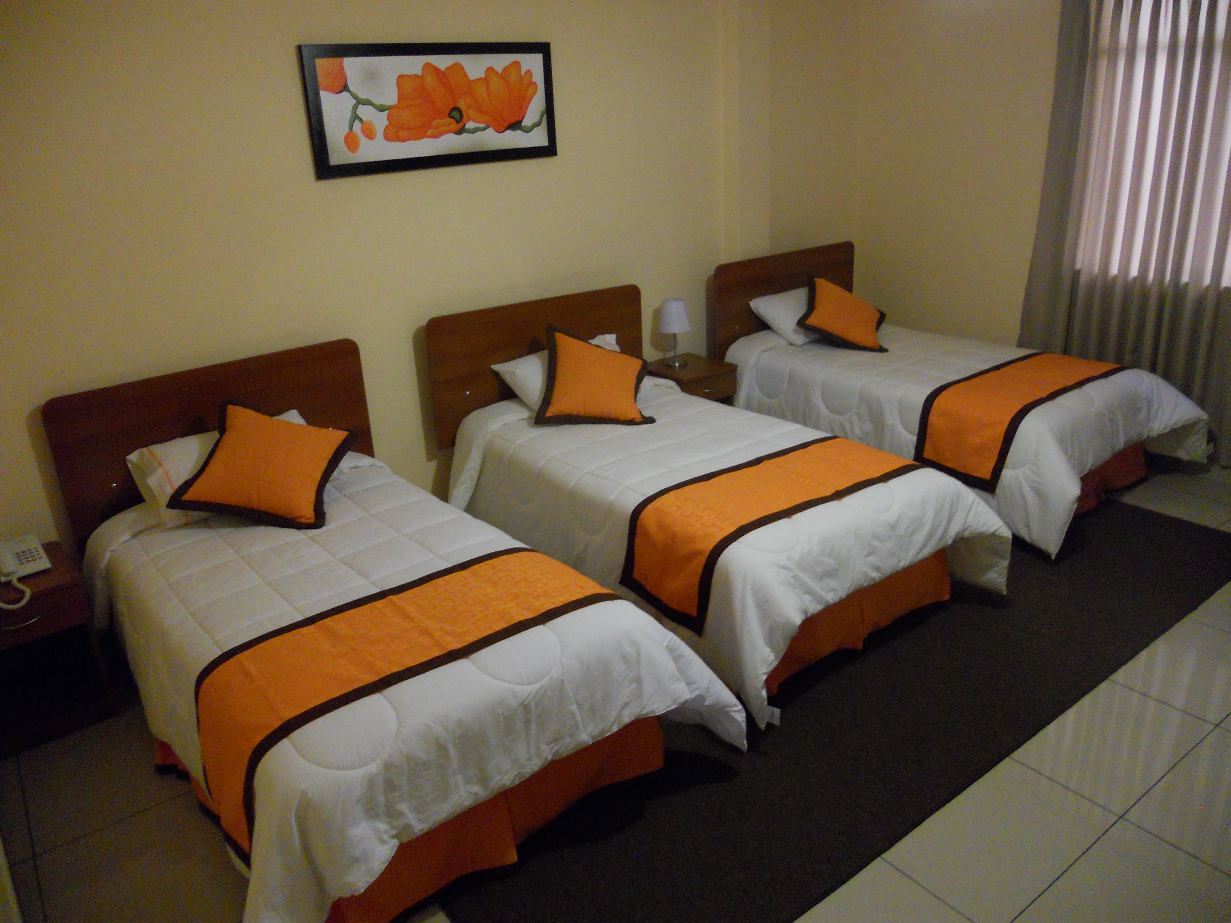 Yuraq Hotel