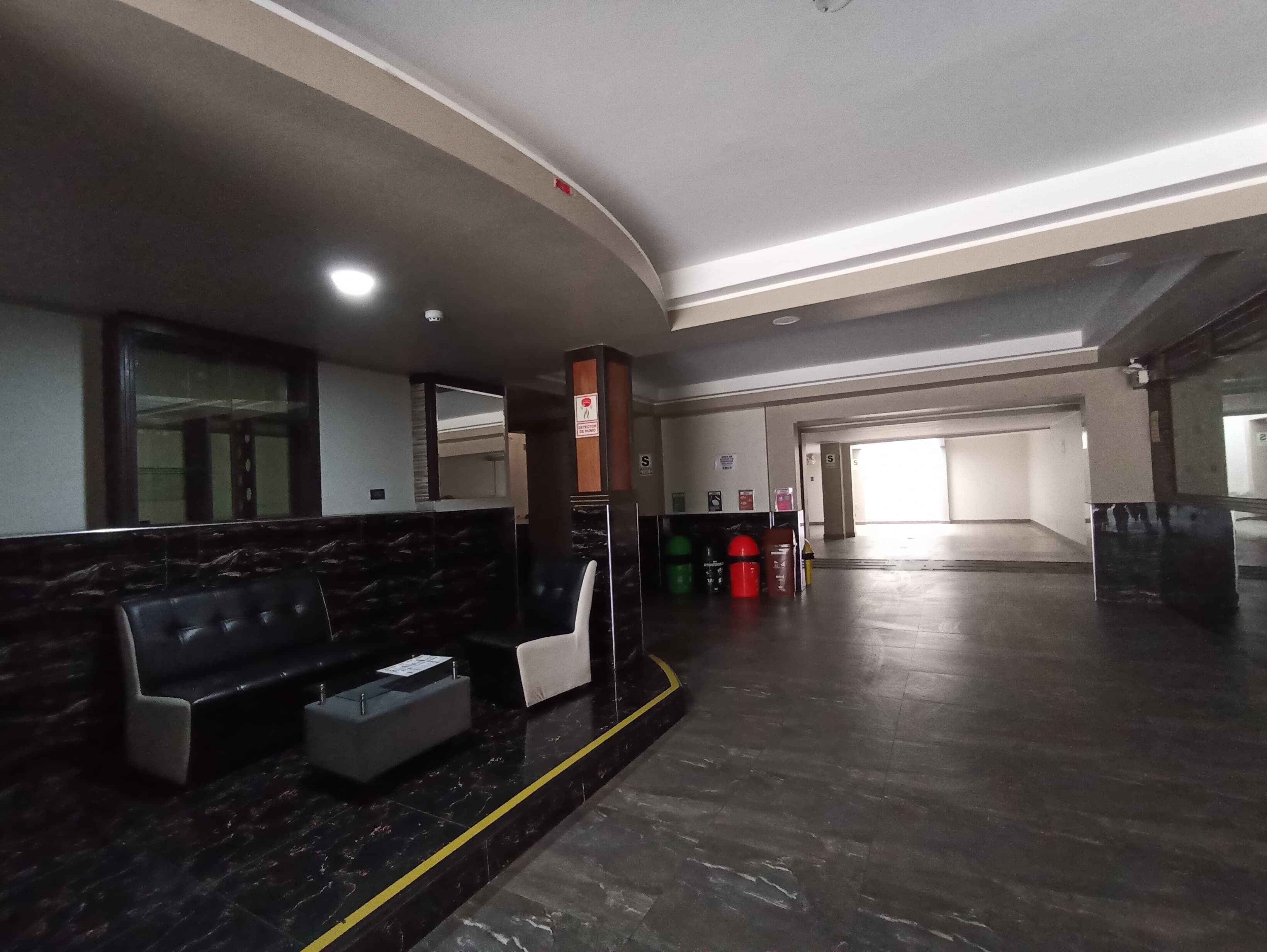 Colonial Suite