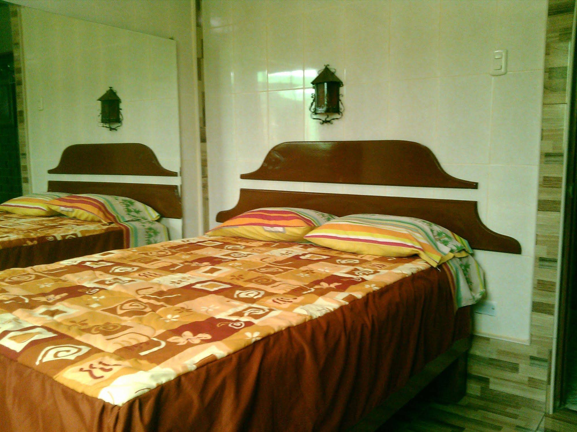 Hostal Hostello - Lima Airport