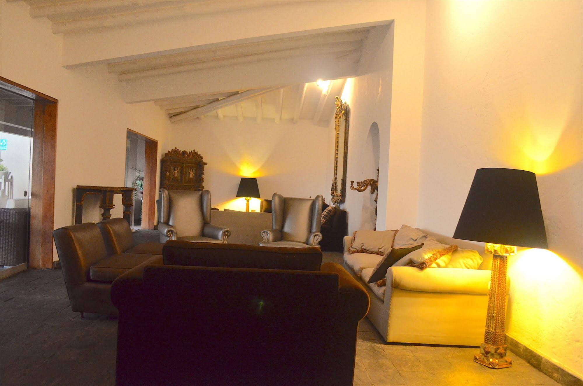 Empedrada Lodge