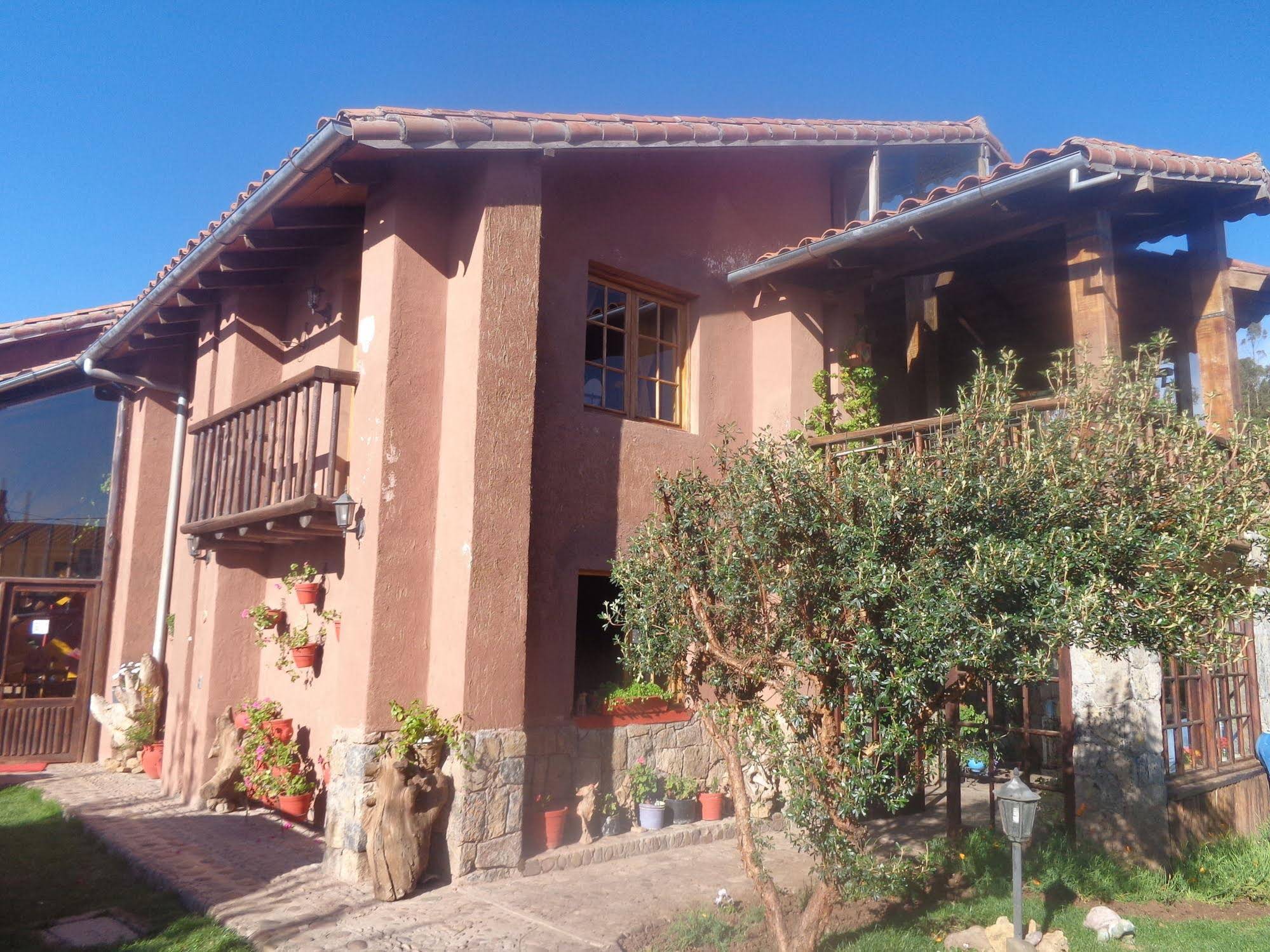La Casa De Barro Lodge