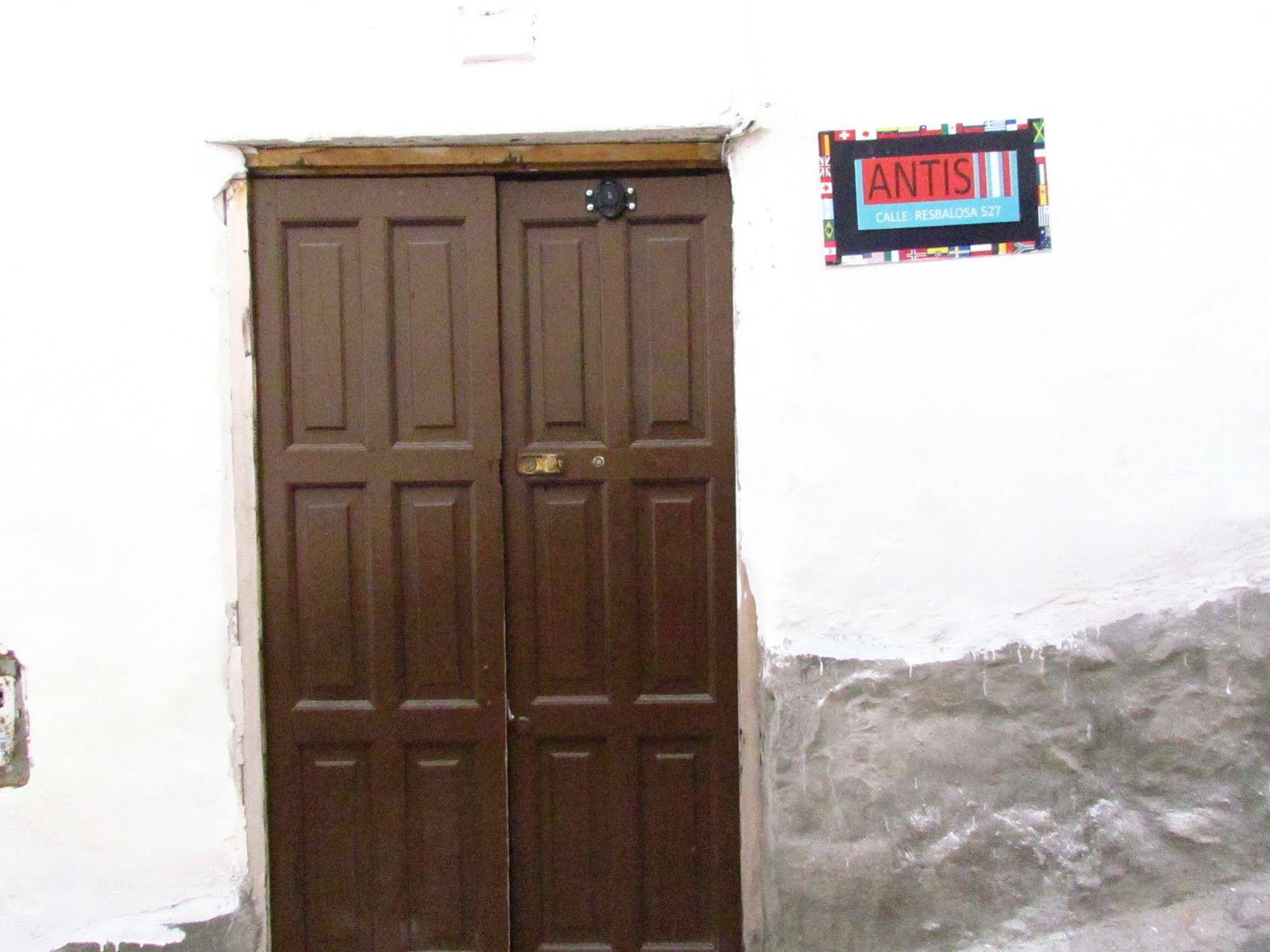 Antis Hostel