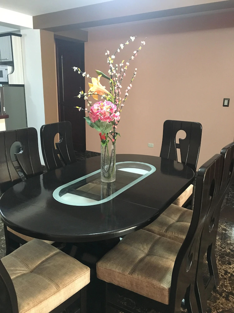 Comodo Y Seguro Homestay