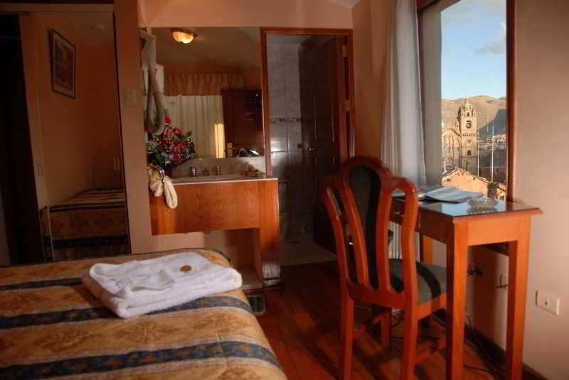 Del Prado Inn