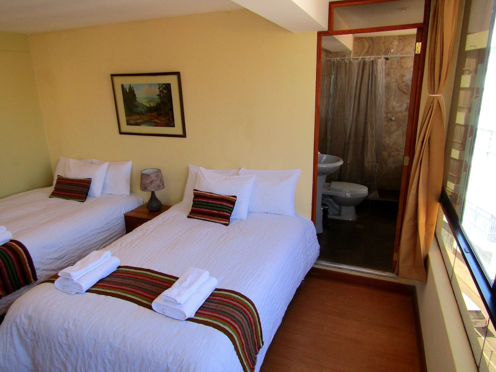 Hotel Ovalo Santa Monica