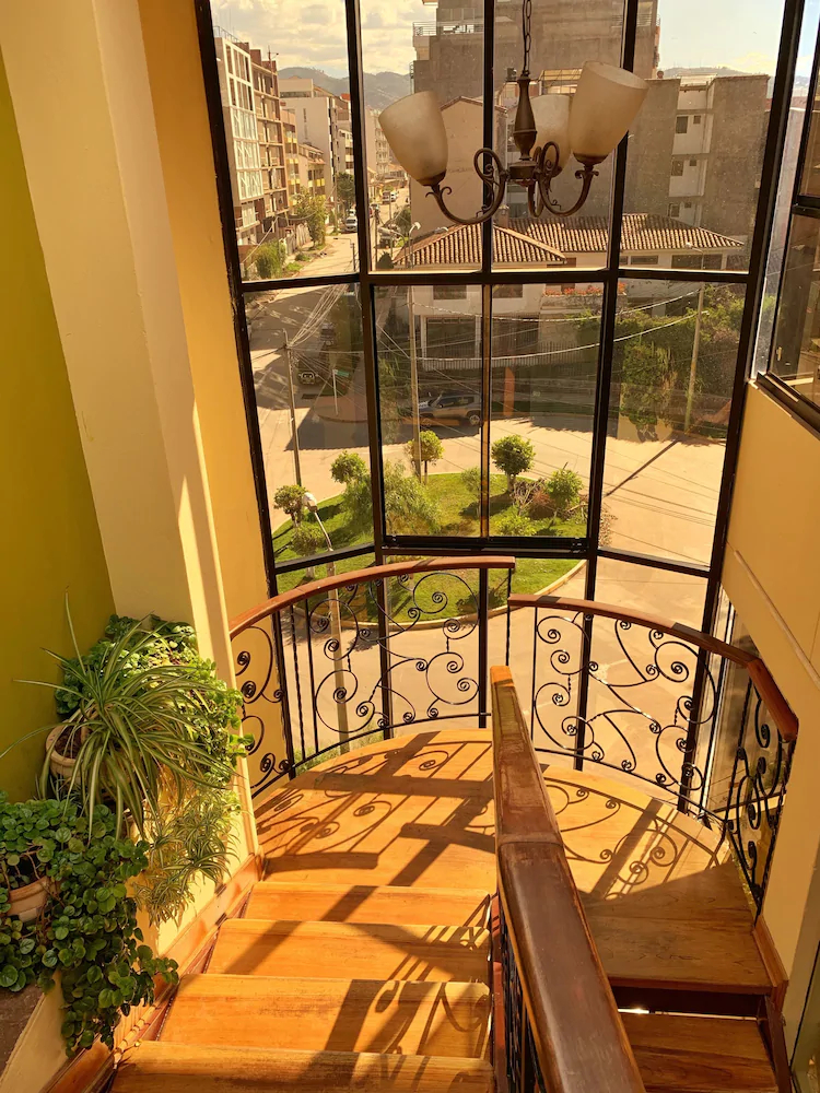 Hotel Ovalo Santa Monica