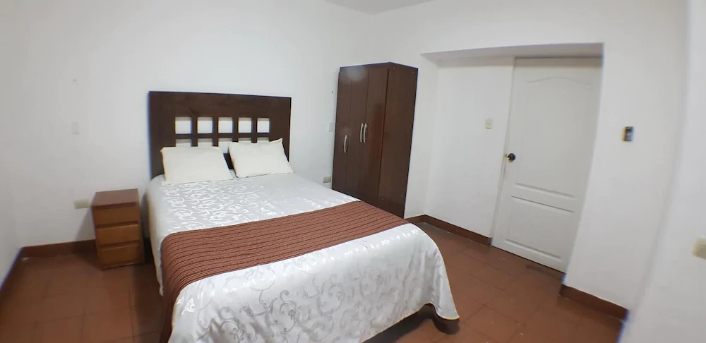 La Cabaña Hotel