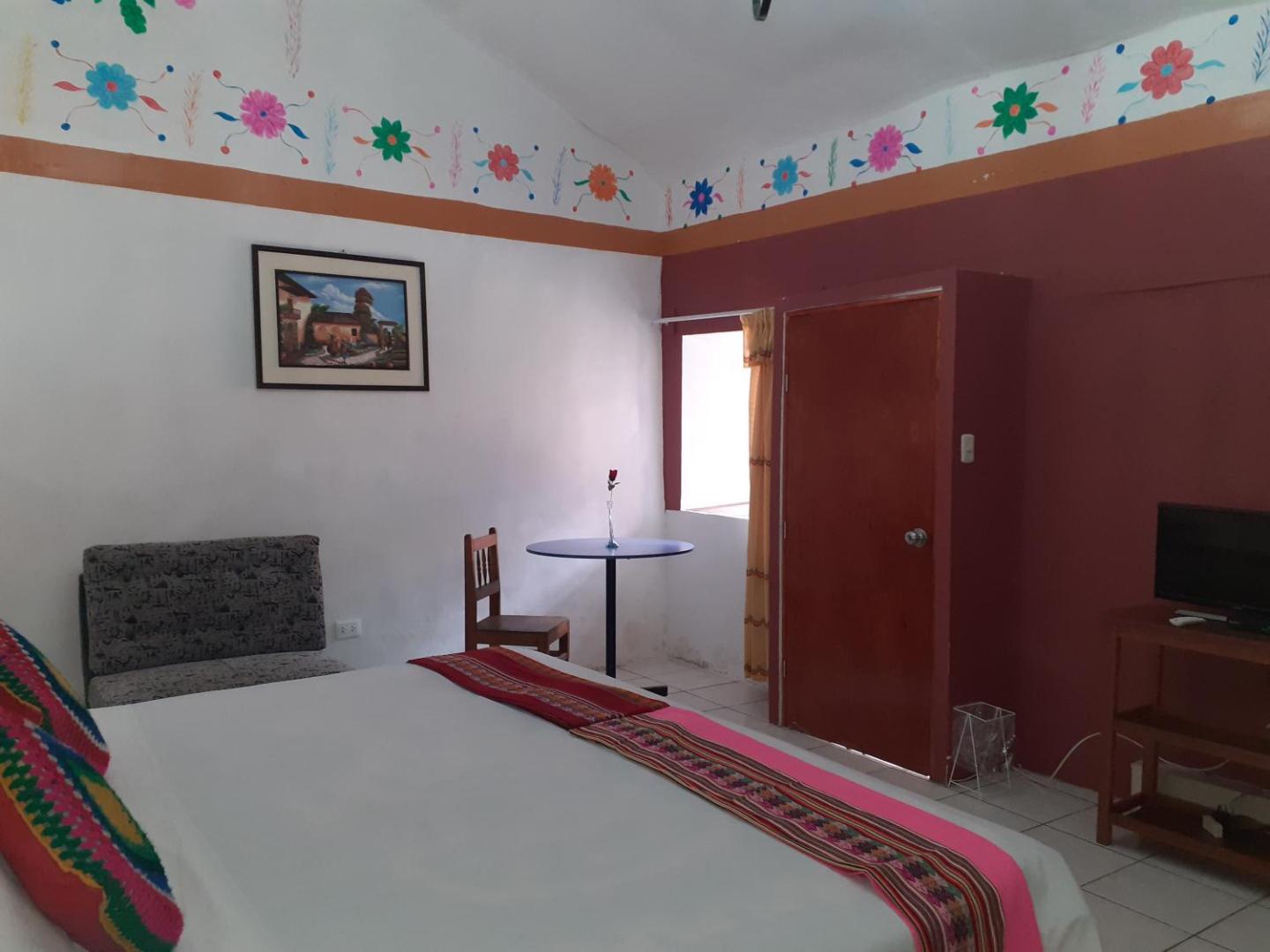 Reinbo Hostel B&B