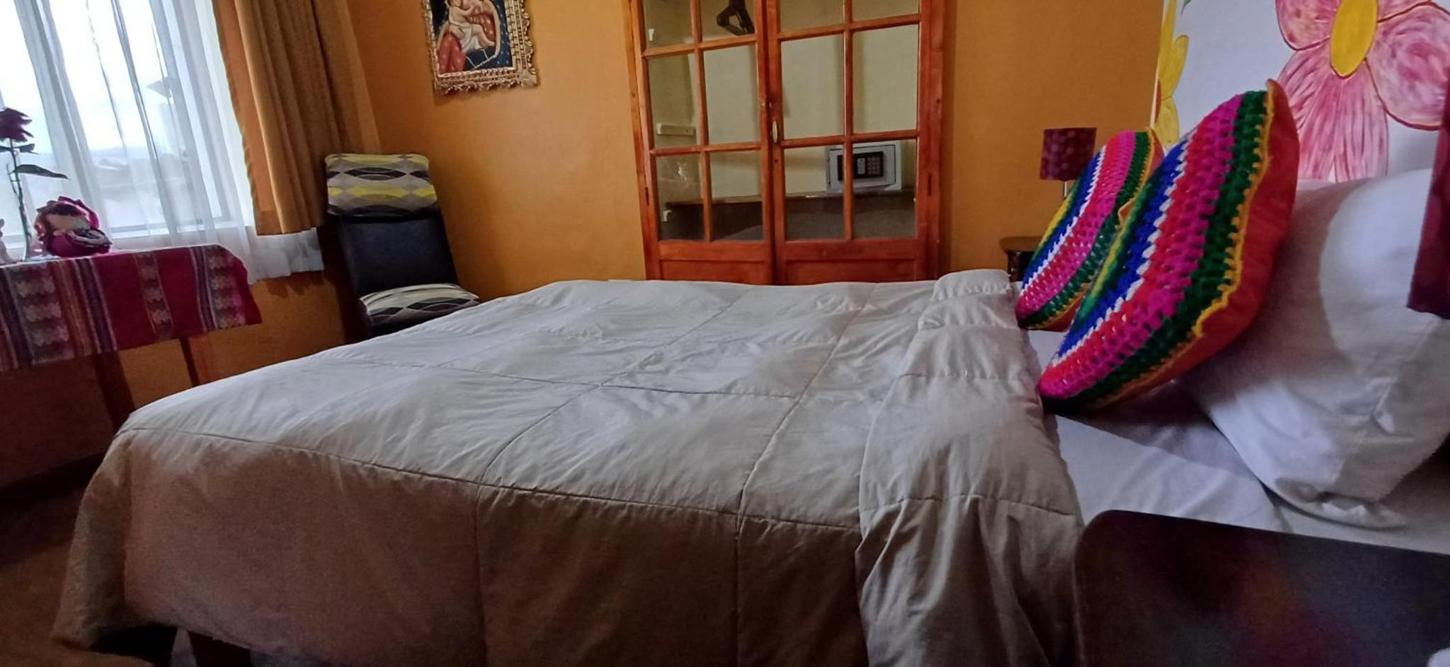 Reinbo Hostel B&B