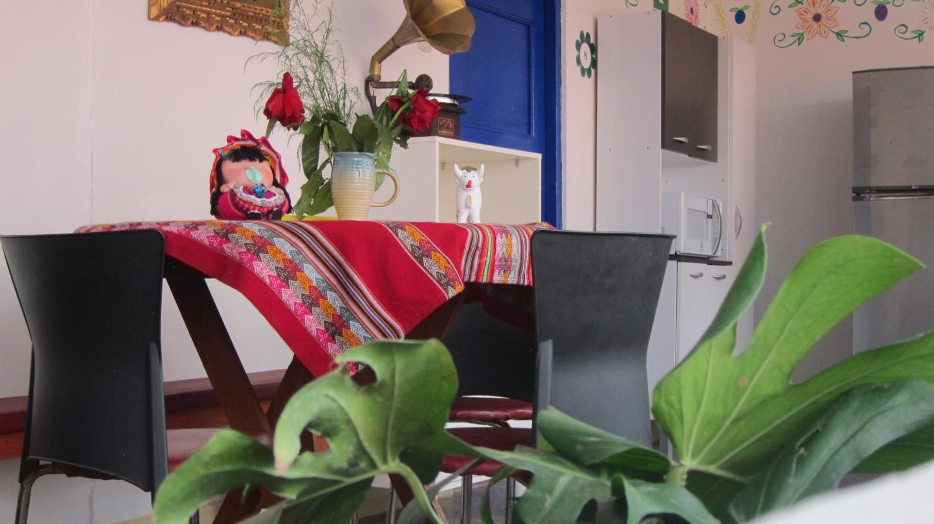Reinbo Hostel B&B
