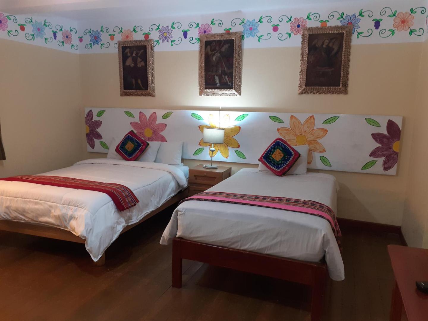Reinbo Hostel B&B