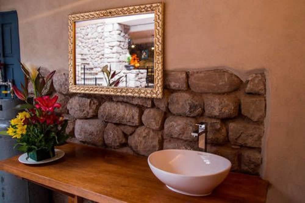 The Luxe Cusco Hostel