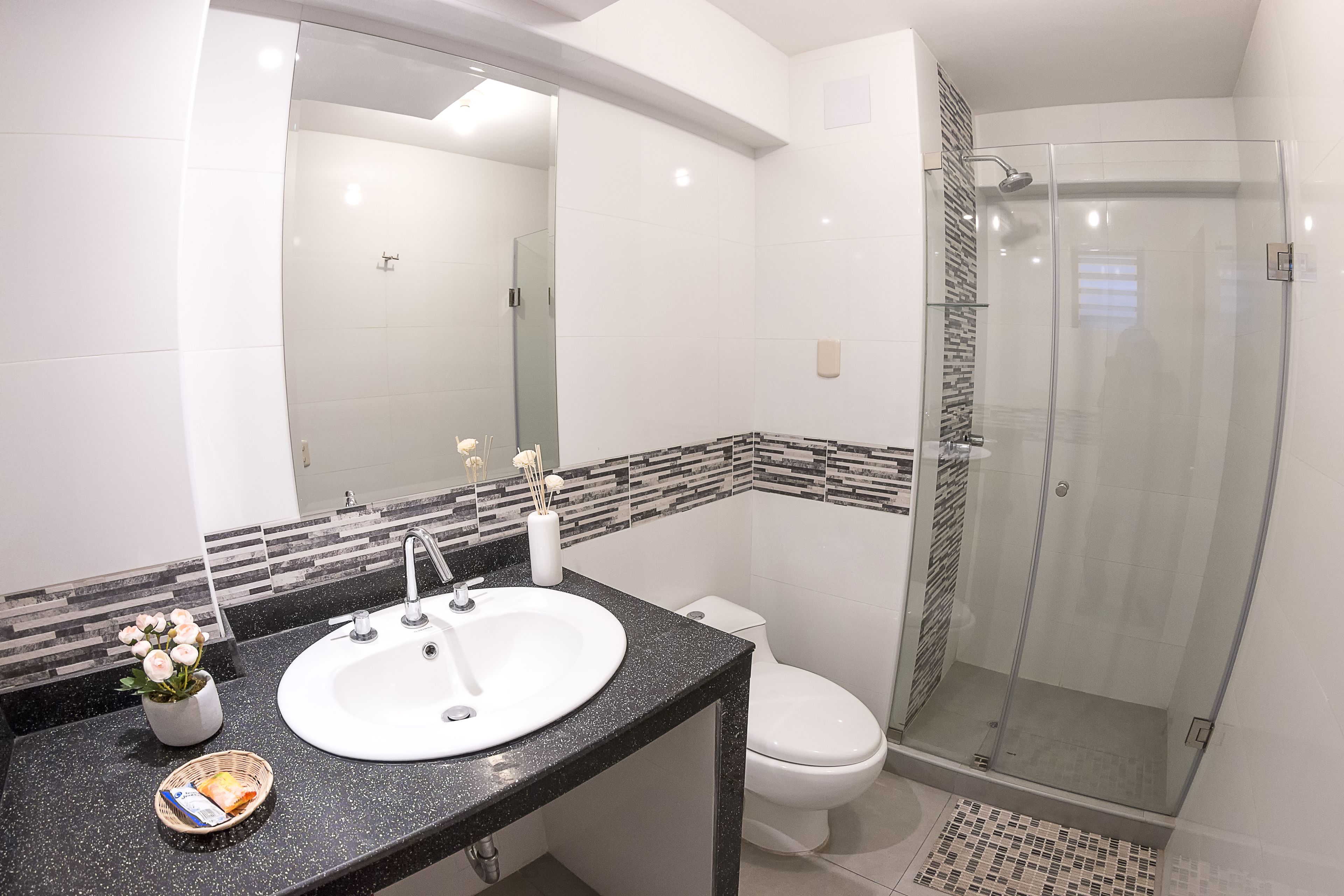 Ureta Hotel