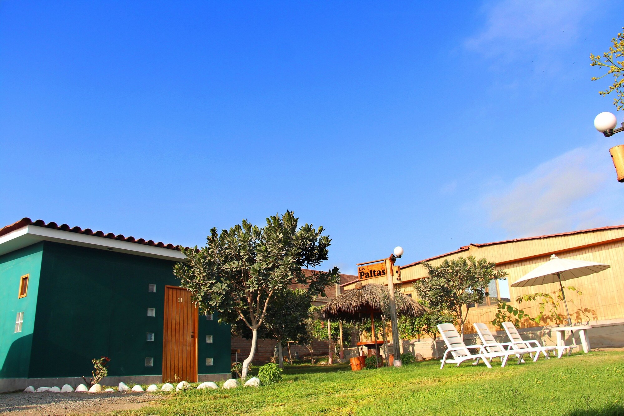 Hotel Villa Kitzia Huacho