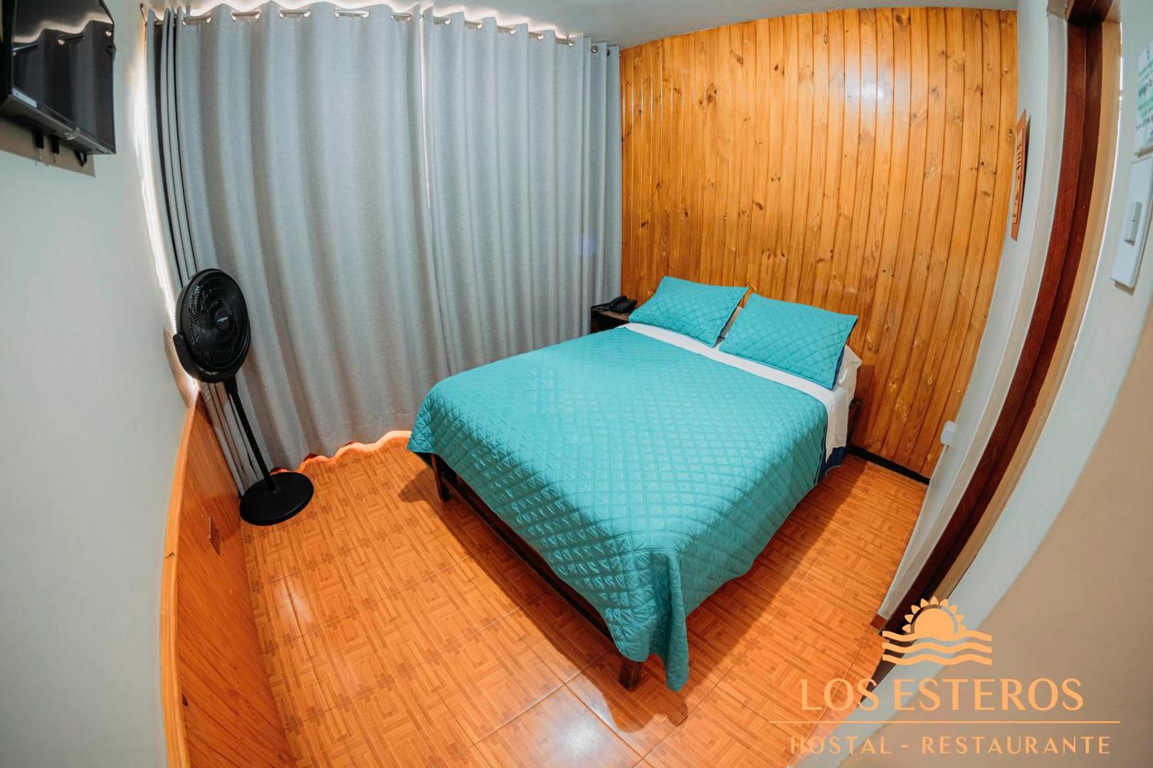 Los Esteros Hostal