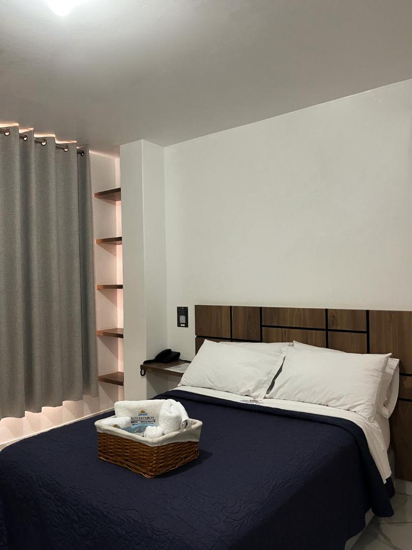 Los Esteros Hostal