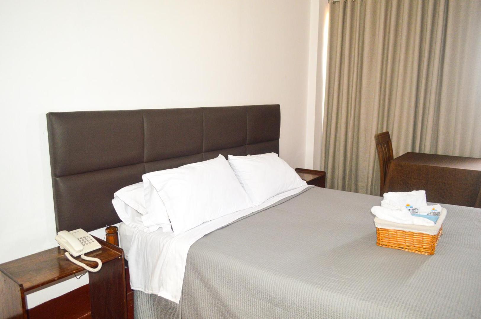 Los Esteros Hostal