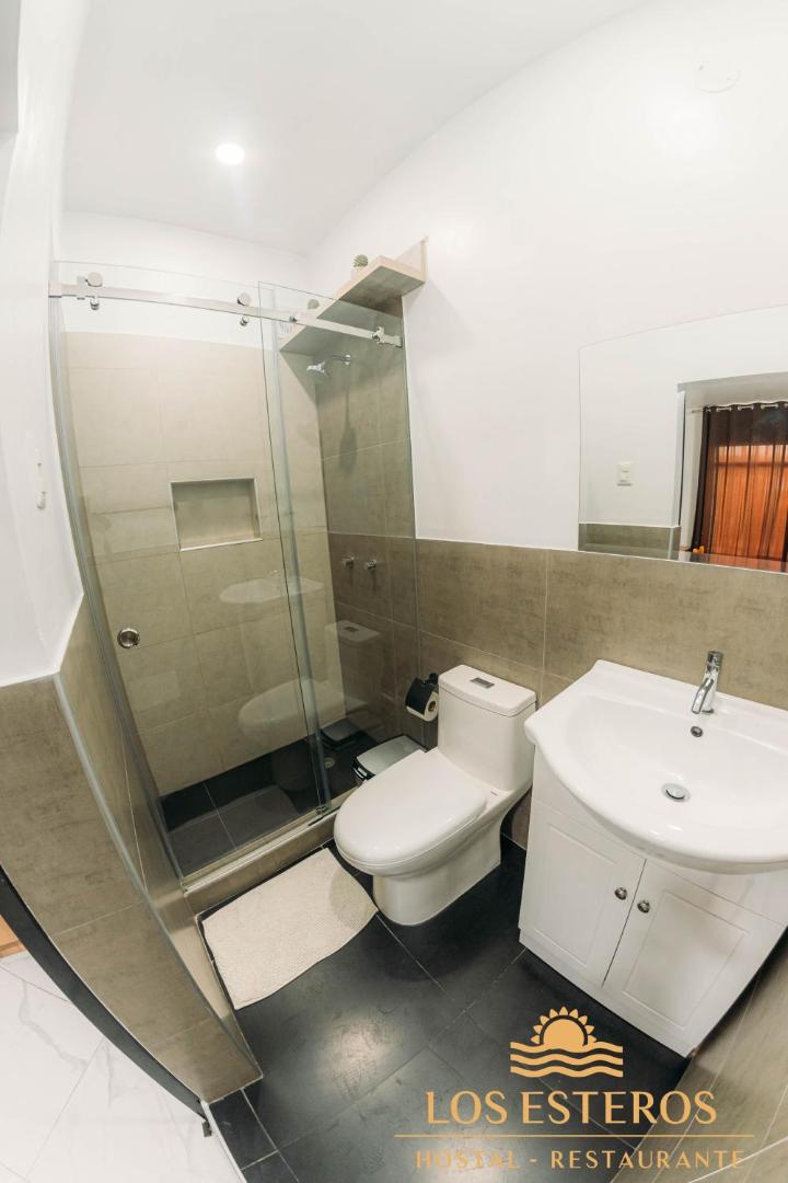 Los Esteros Hostal