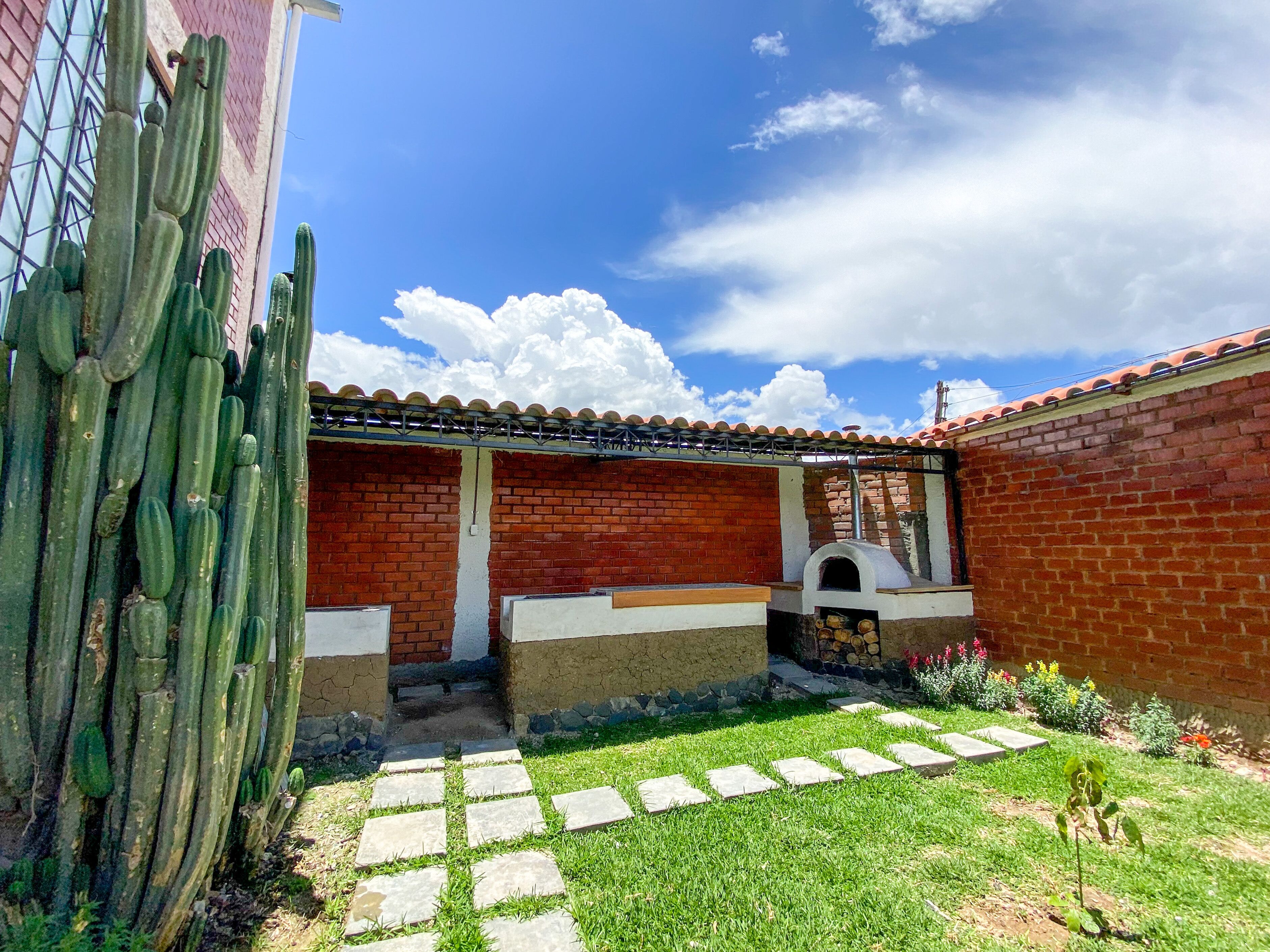 Tupac Hostel Huaraz