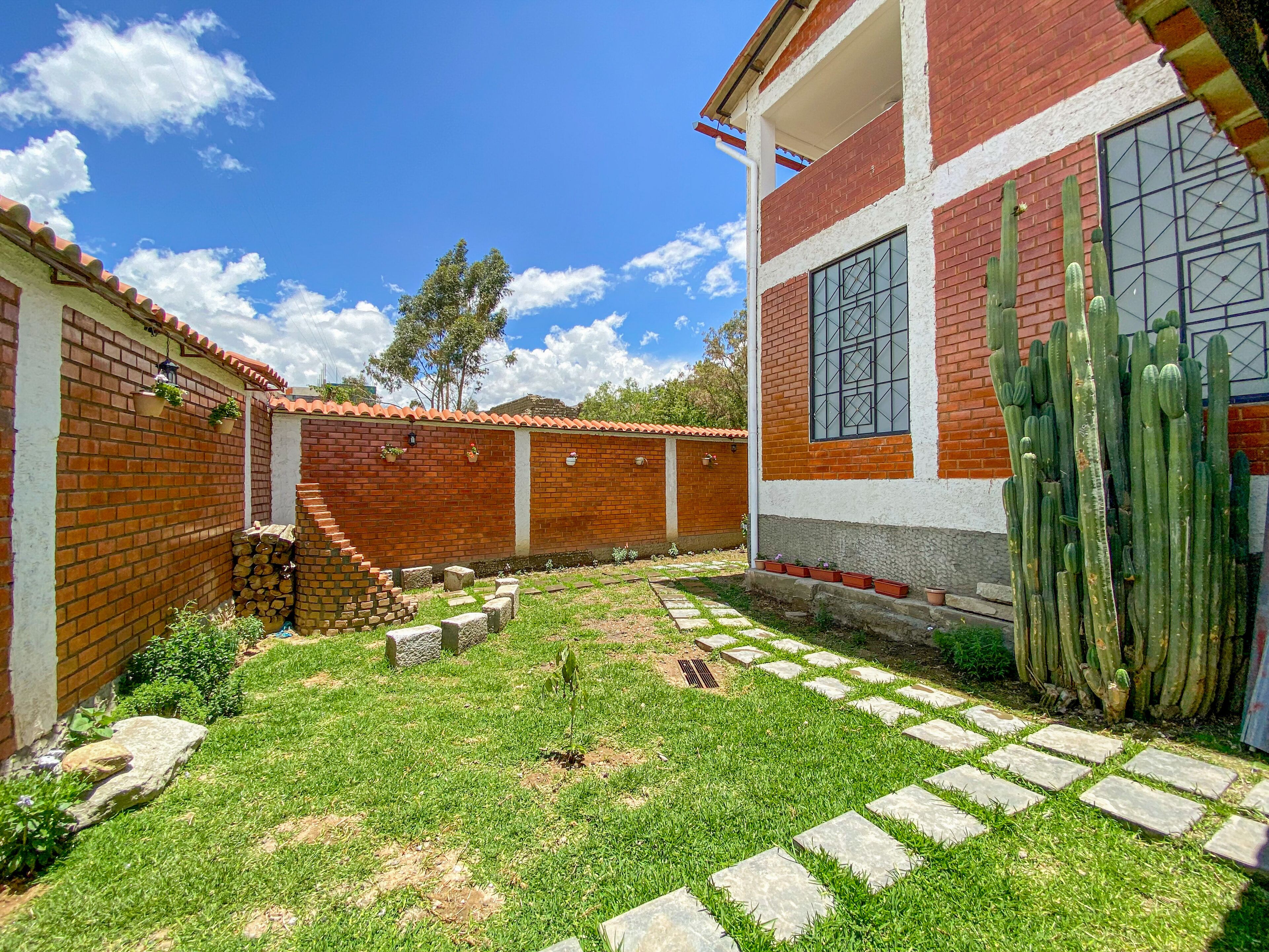 Tupac Hostel Huaraz