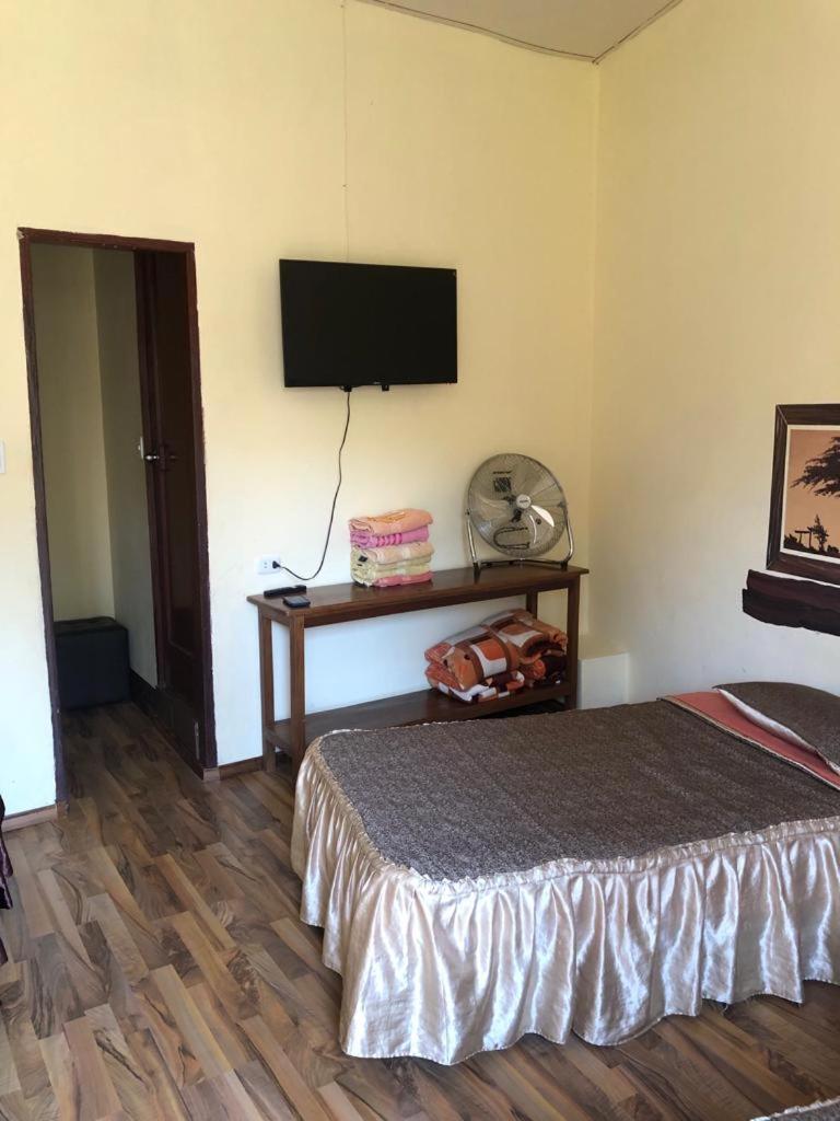 Hostal Huacachina Sunset