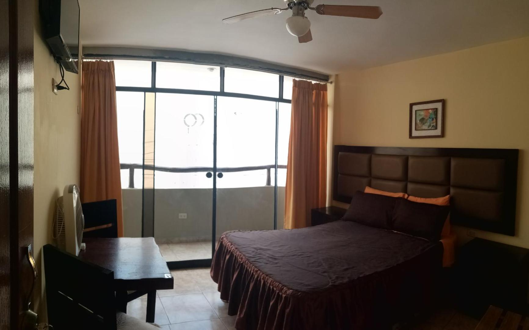 Hostal Huacachina Sunset