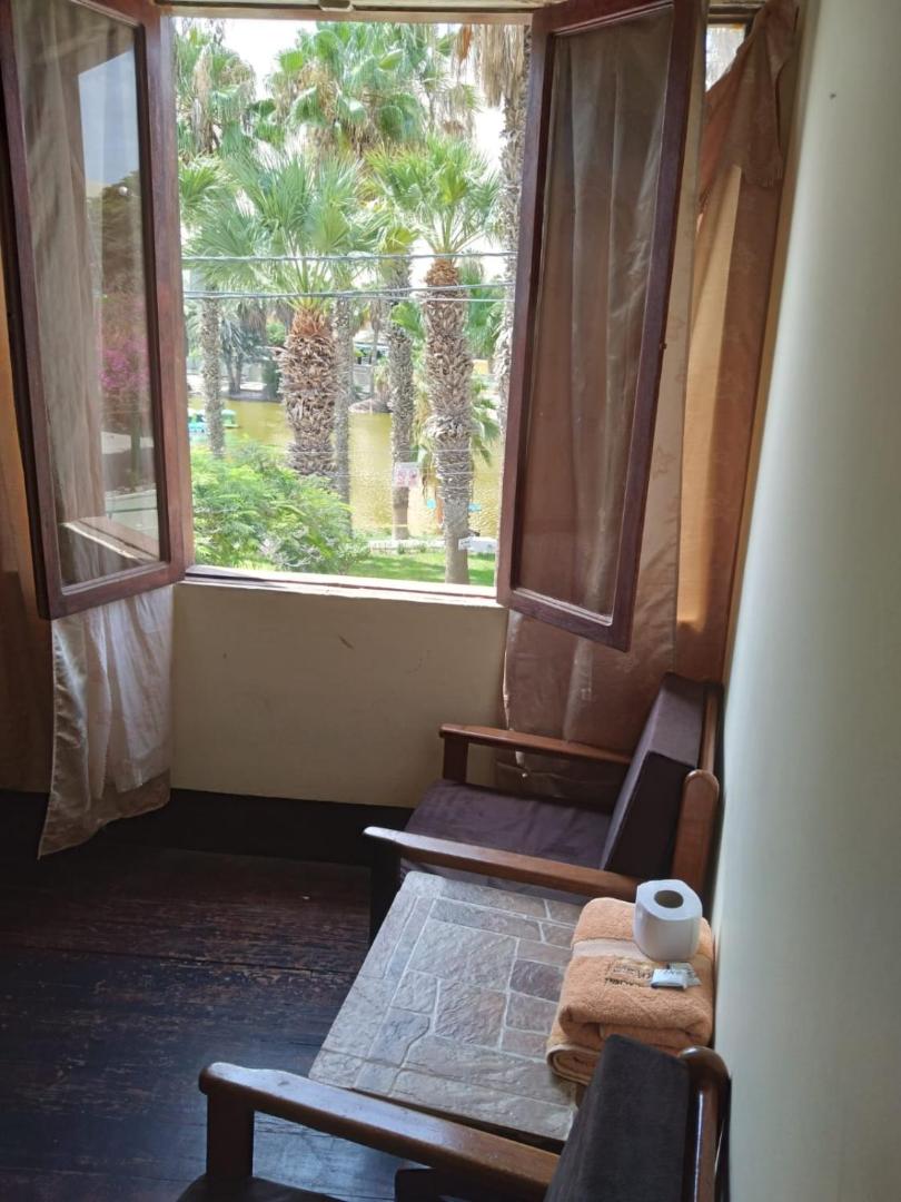 Hostal Huacachina Sunset