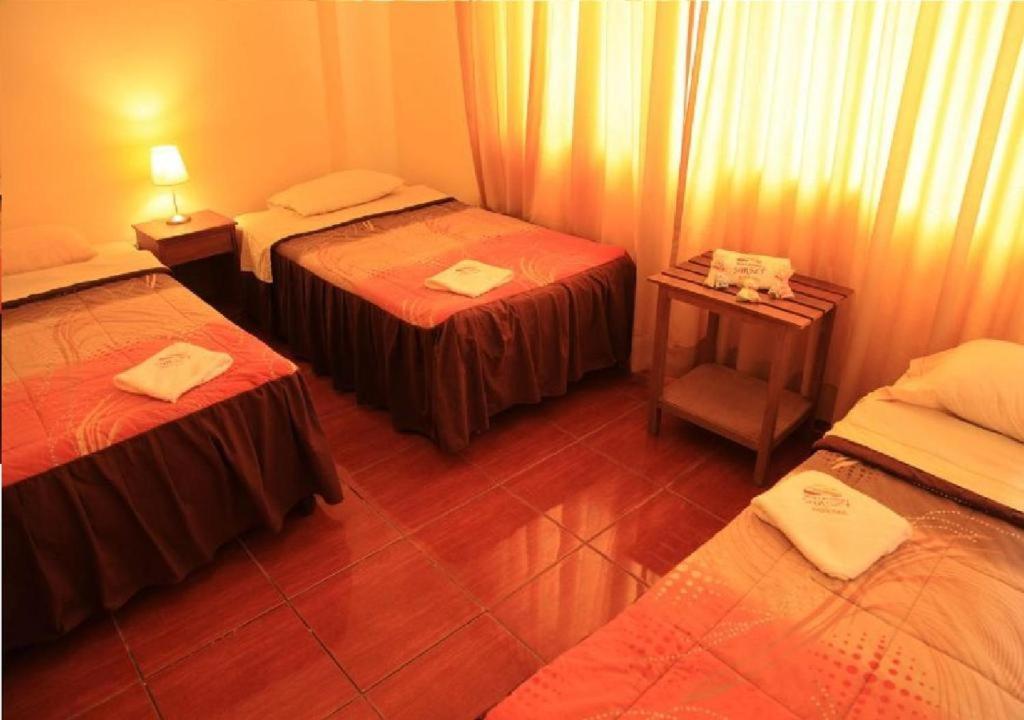 Hostal Huacachina Sunset