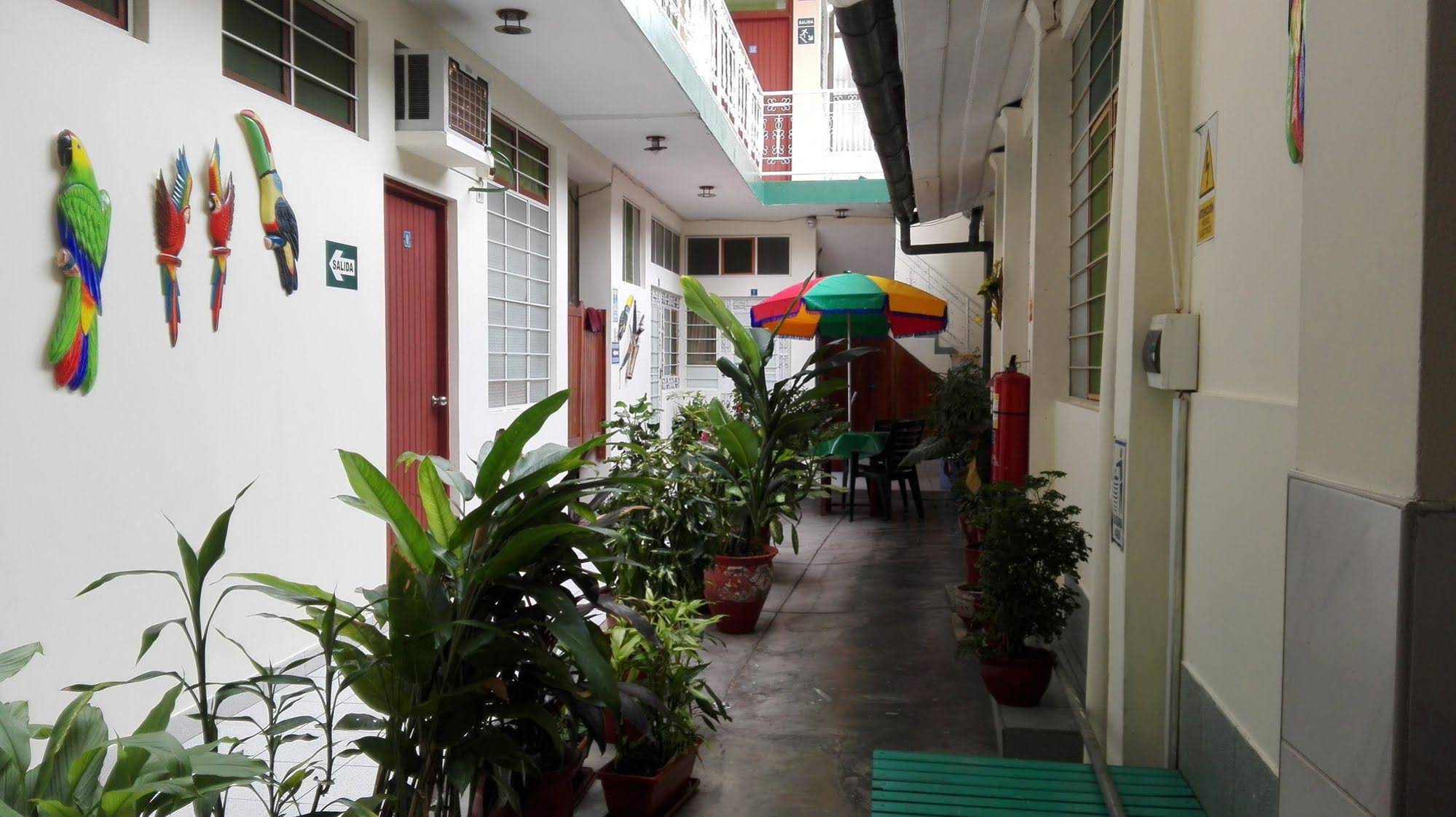 Hostal El Colibri