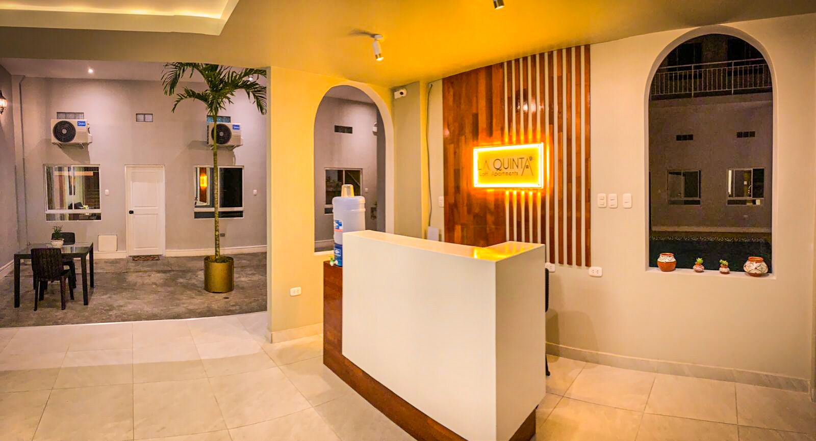 La Quinta Loft Apartments