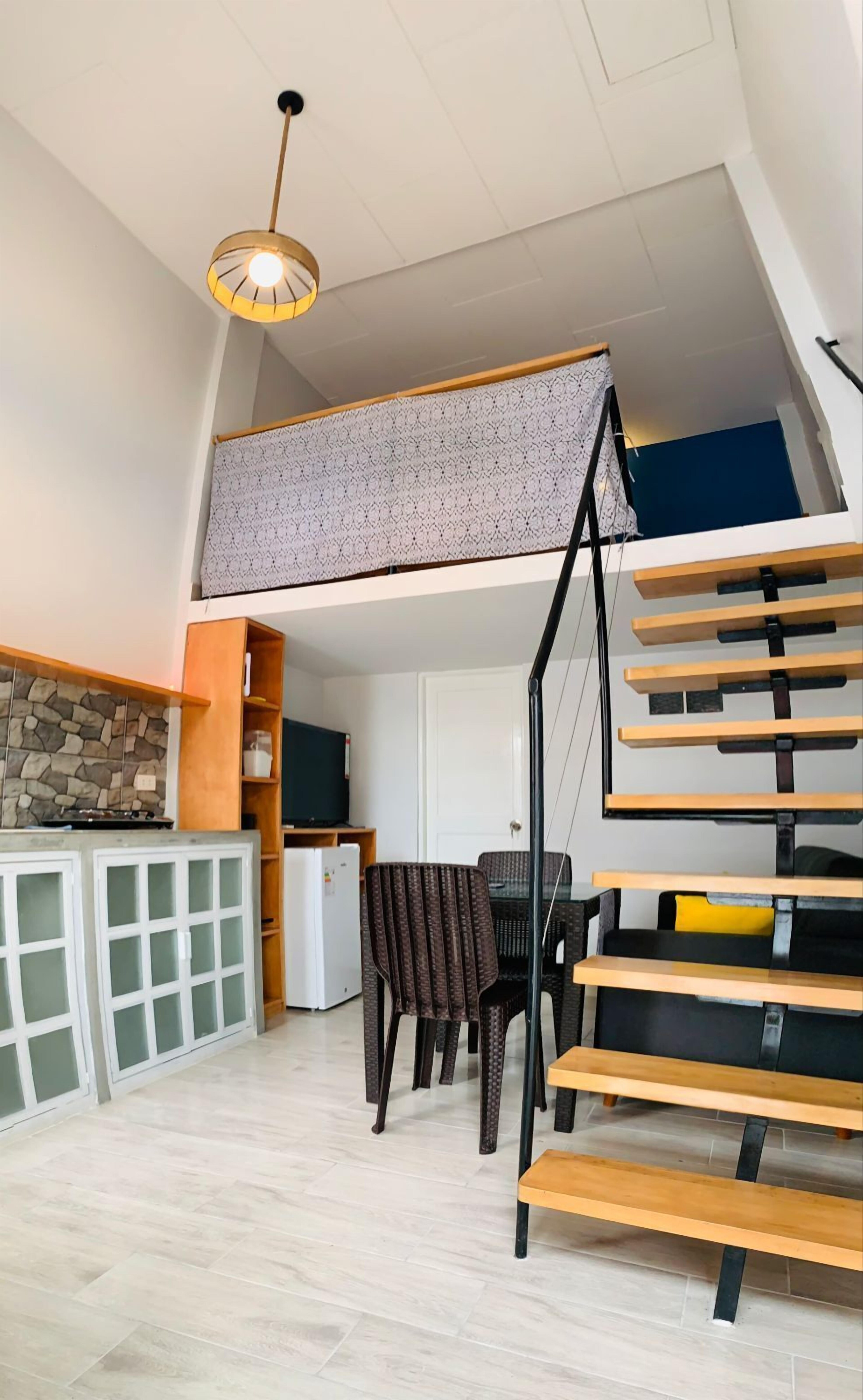 La Quinta Loft Apartments