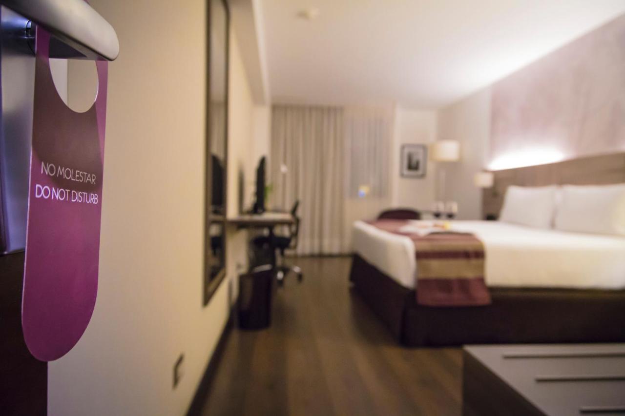 Aku Hotels