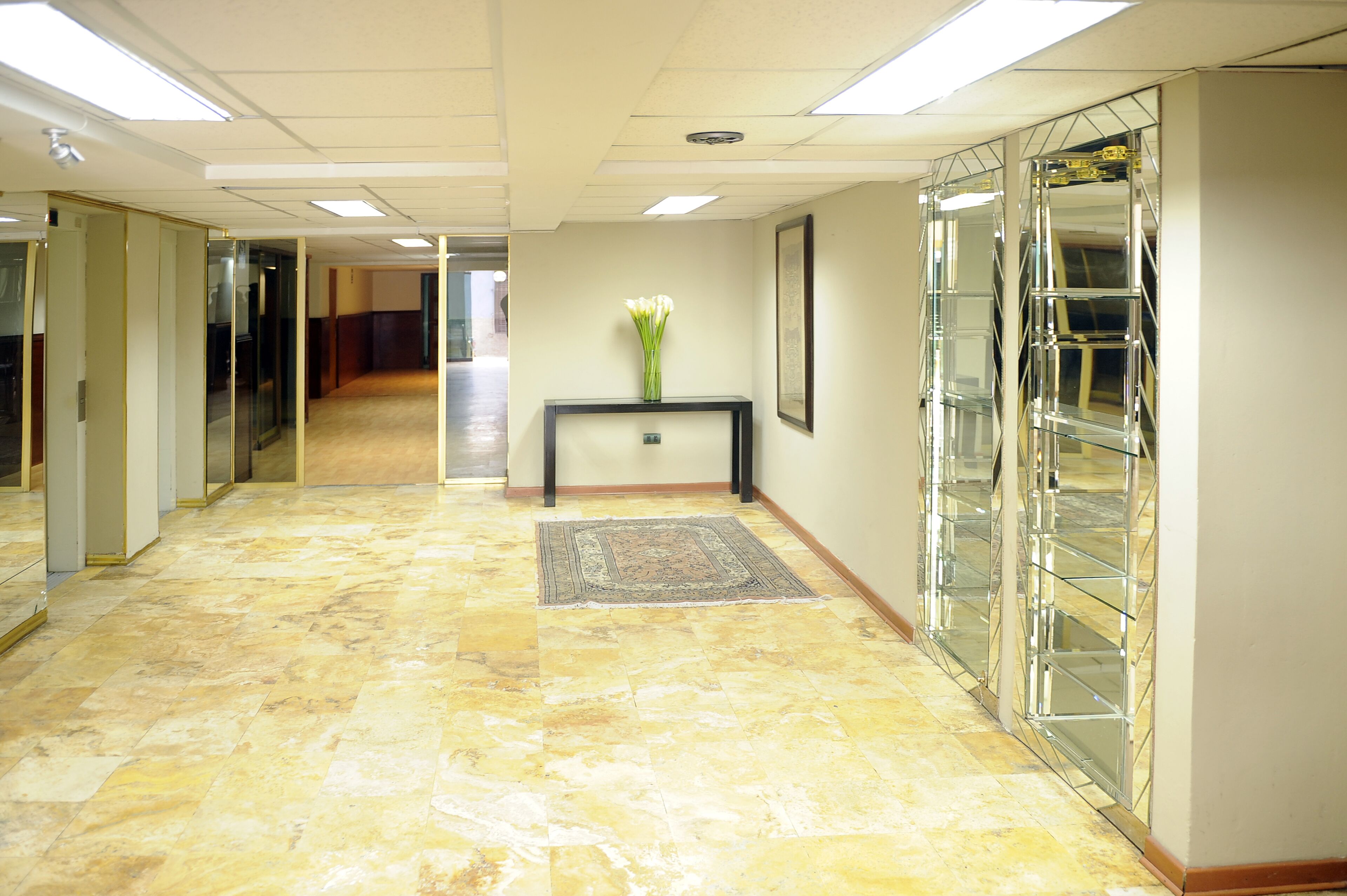 Epiqus Hotel