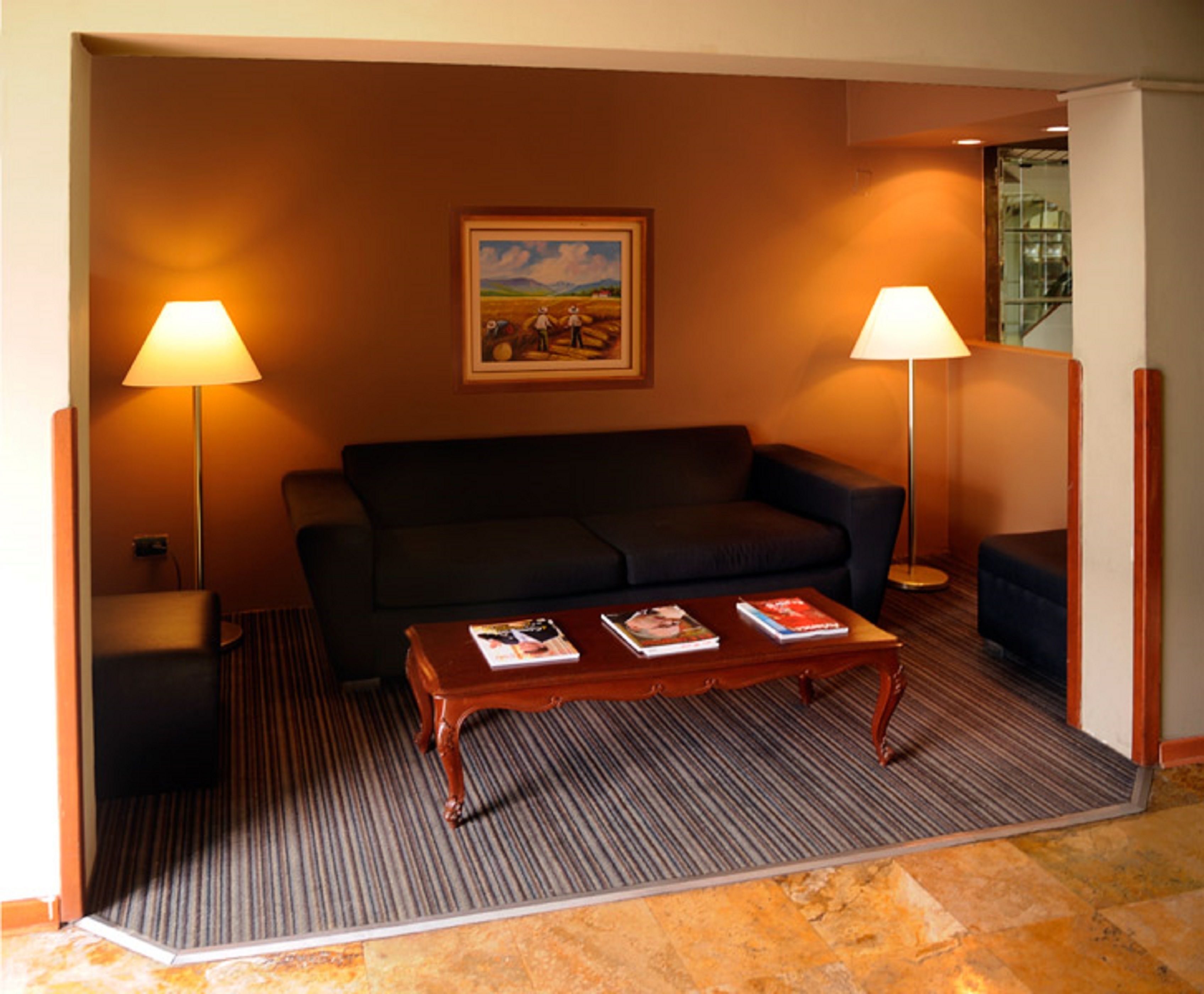 Epiqus Hotel
