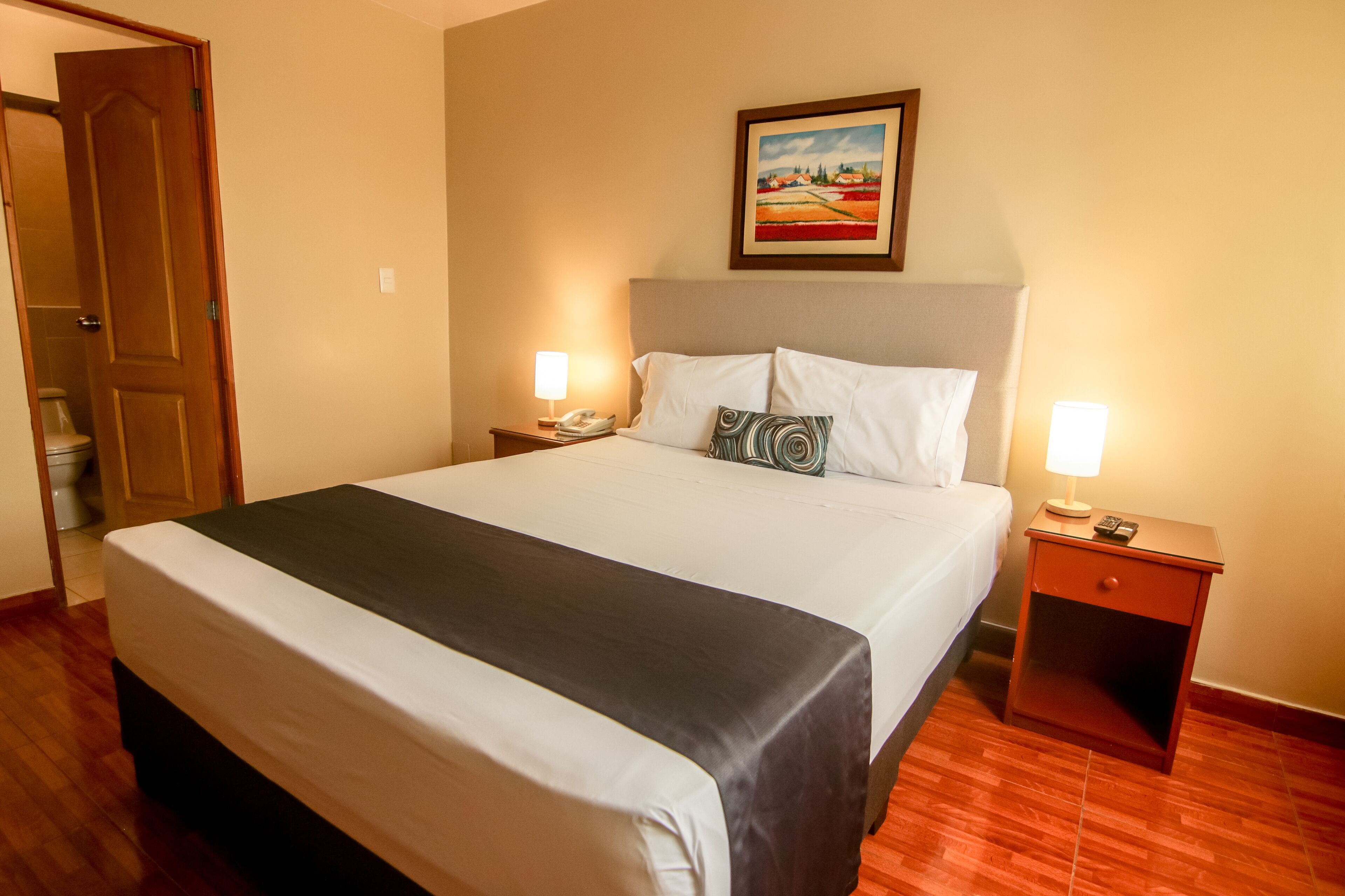 Epiqus Hotel