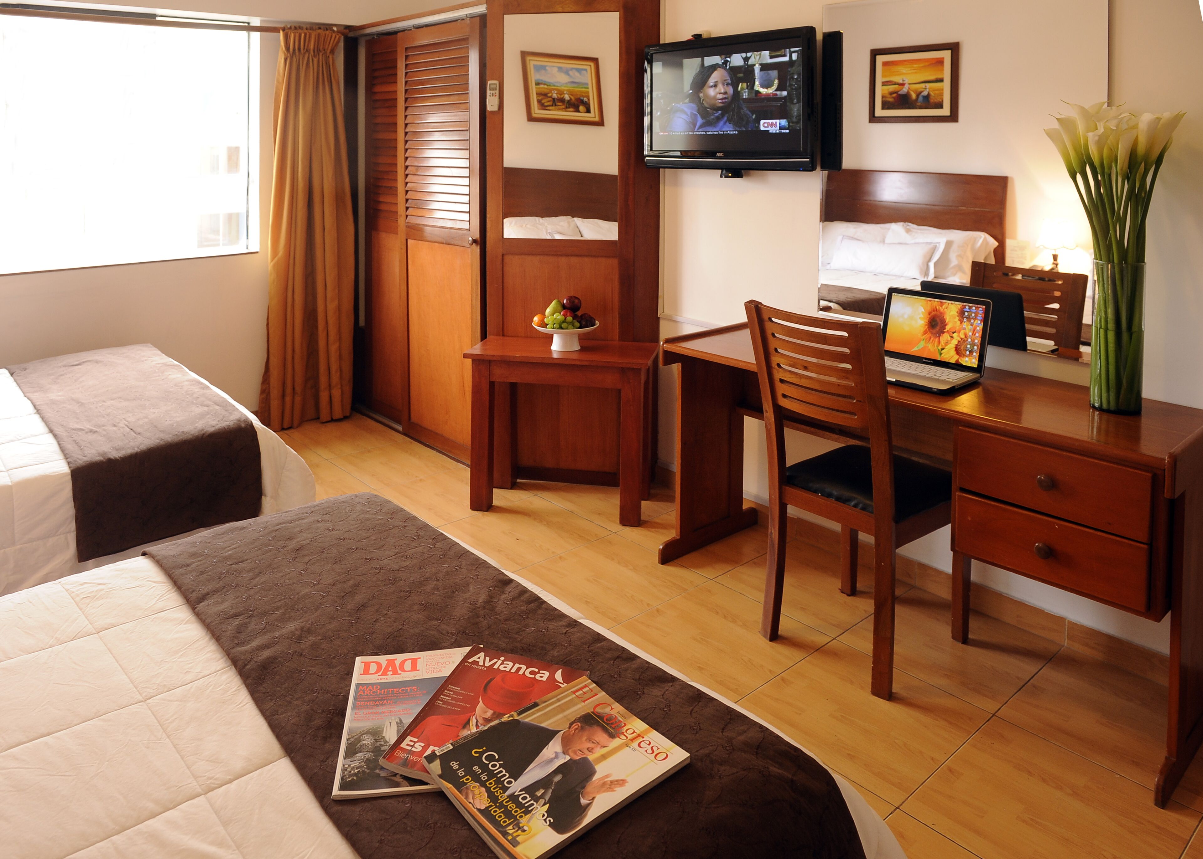 Epiqus Hotel