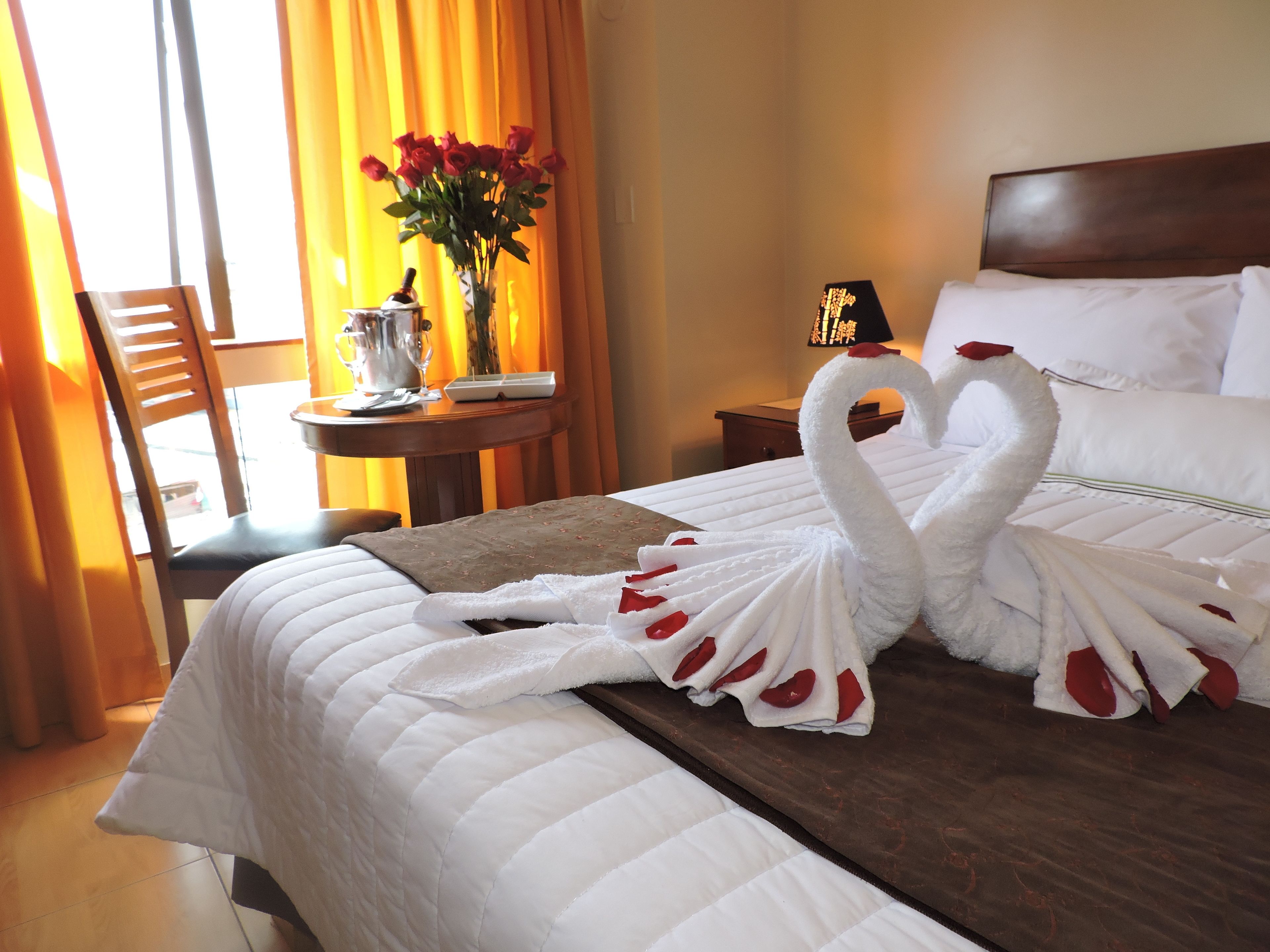 Epiqus Hotel