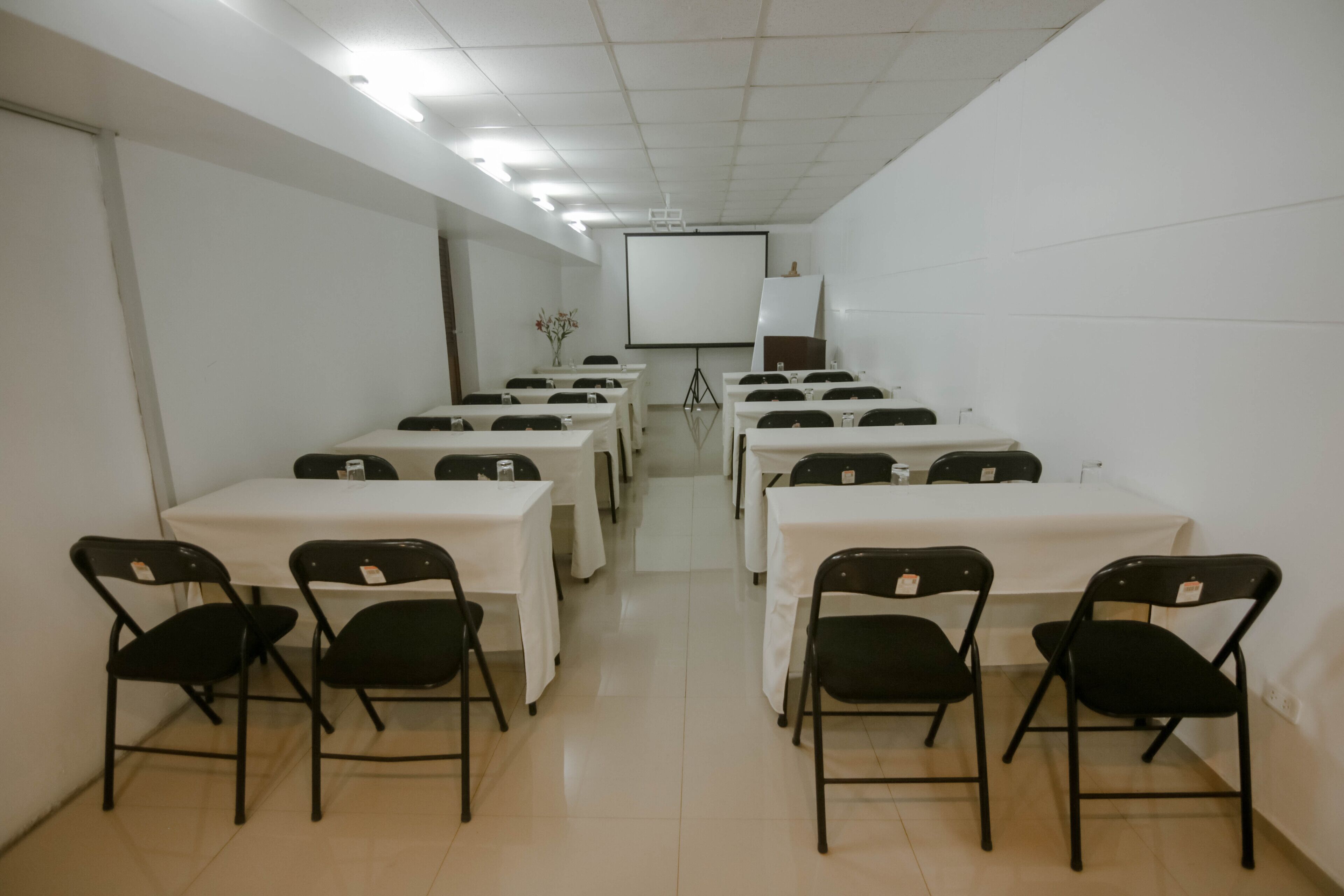 Epiqus Hotel