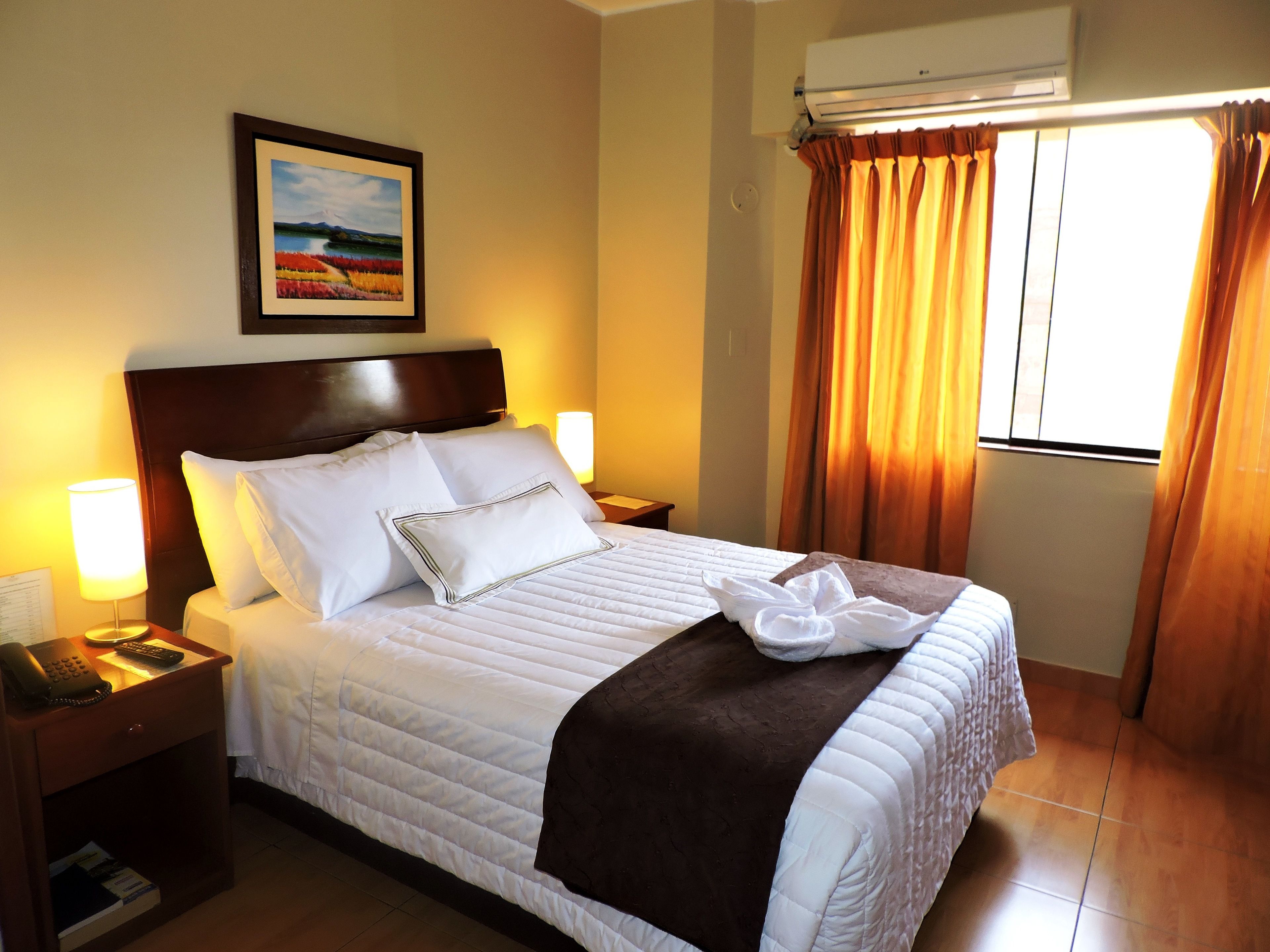 Epiqus Hotel
