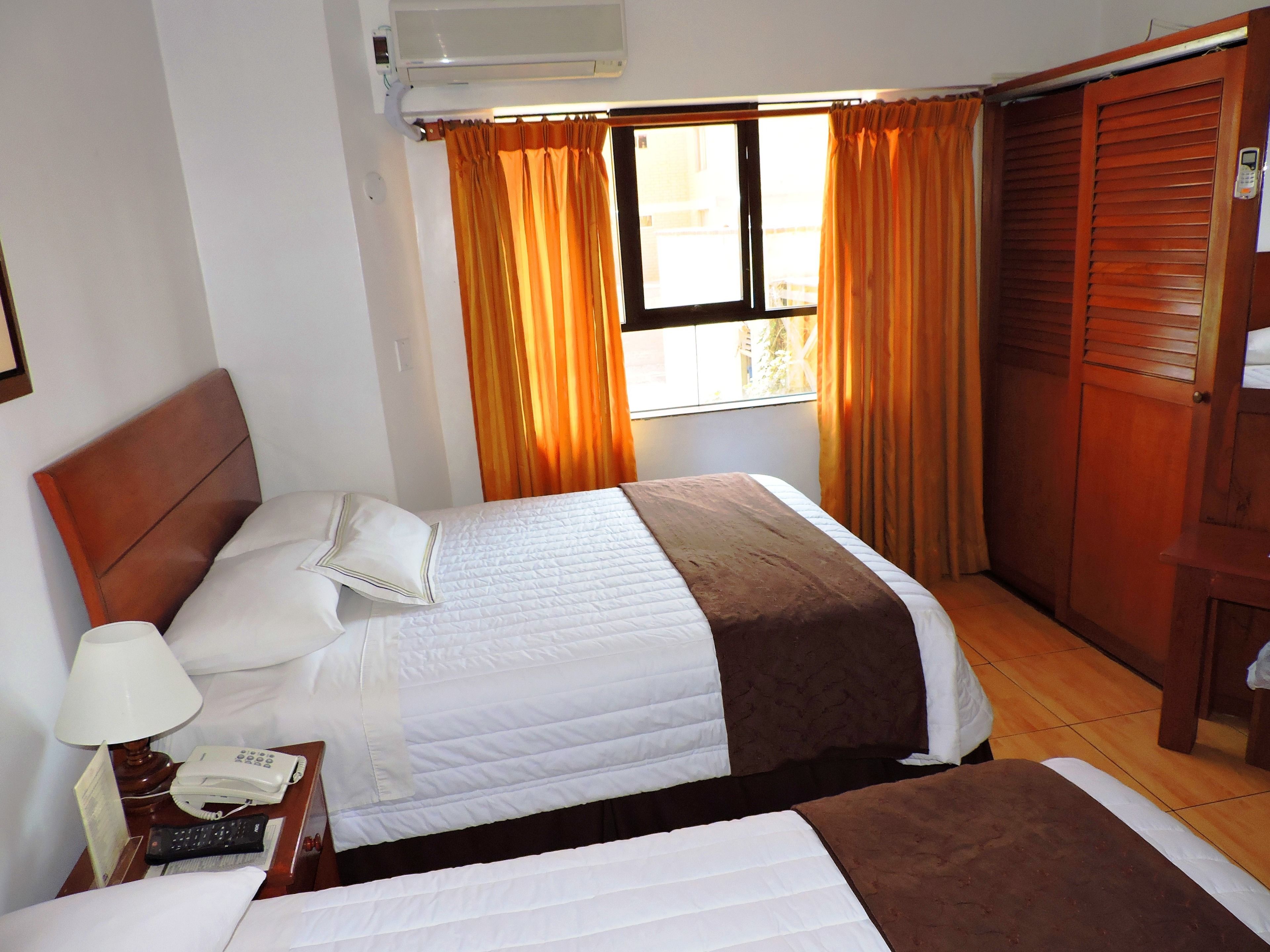 Epiqus Hotel
