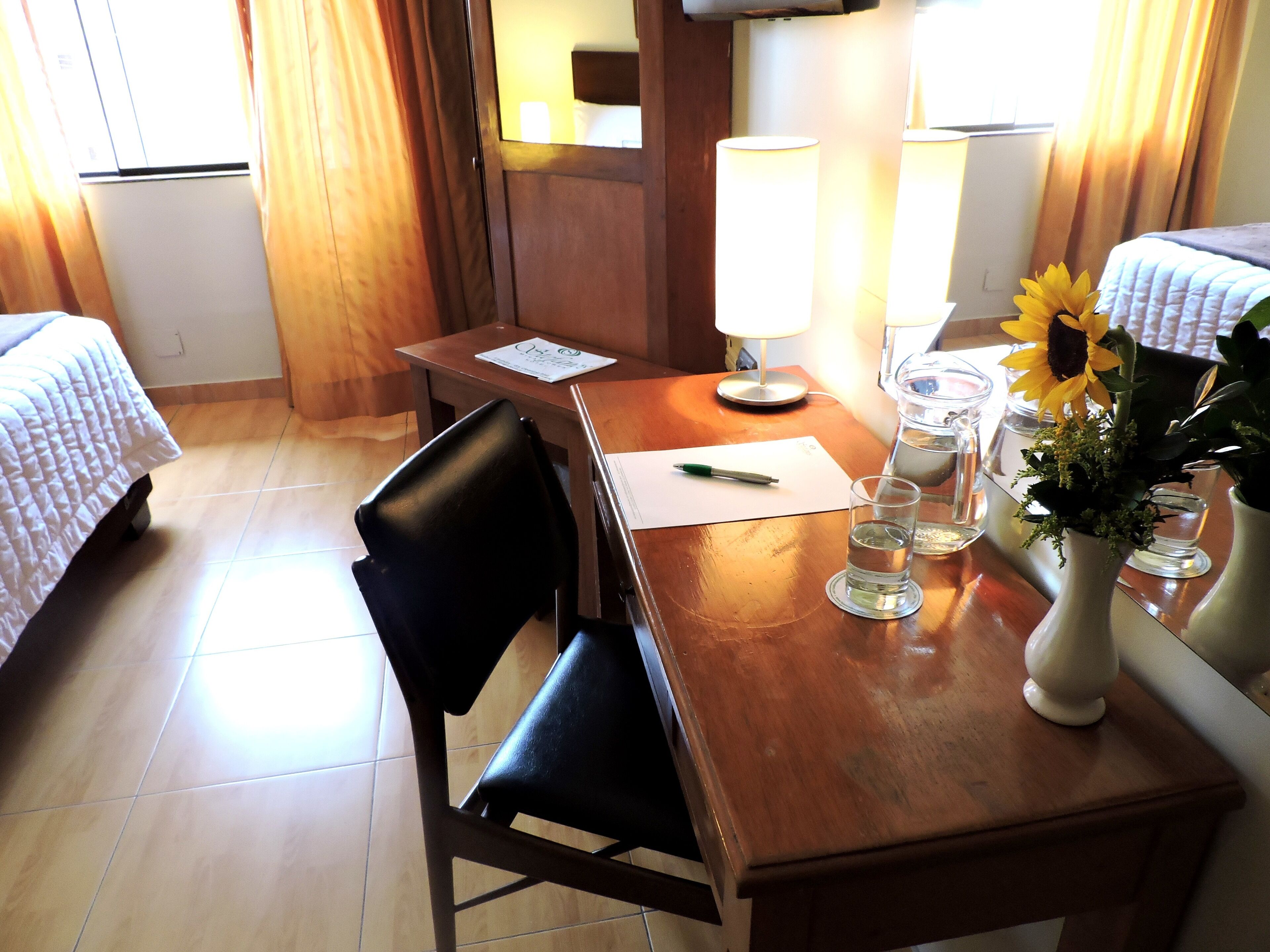 Epiqus Hotel
